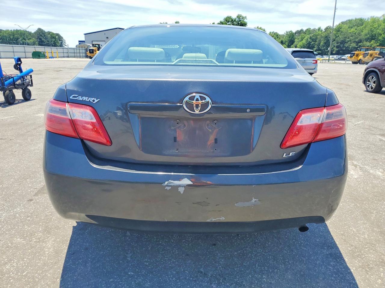 2009 Toyota Camry Le Gray vin: 4T1BE46K09U884839