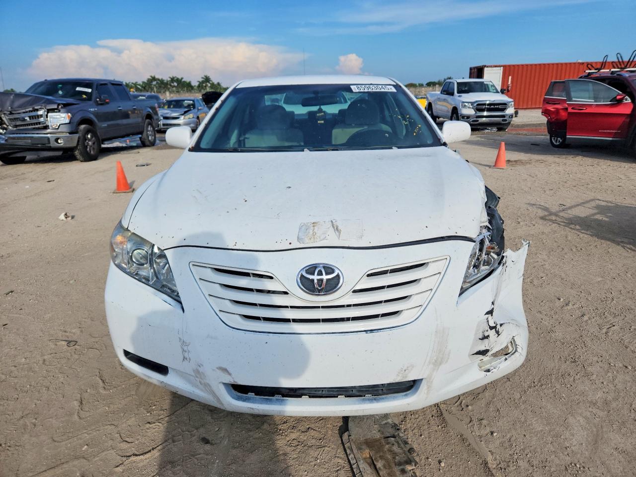 2009 Toyota Camry Le Белый vin: 4T1BE46K09U893850