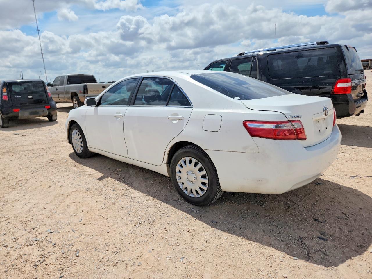 2009 Toyota Camry Base White vin: 4T1BE46K09U895419