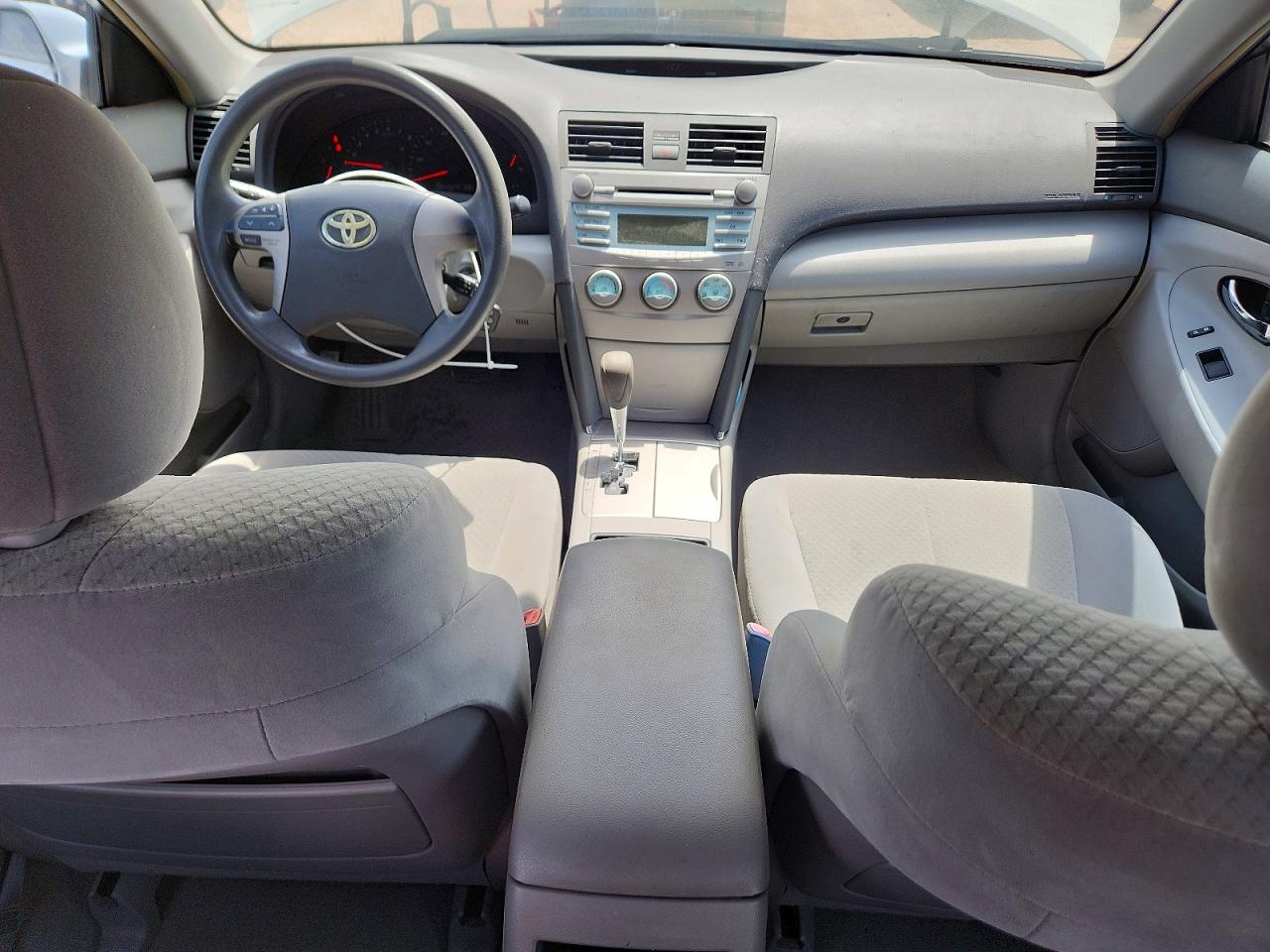 2009 Toyota Camry Base White vin: 4T1BE46K09U895419