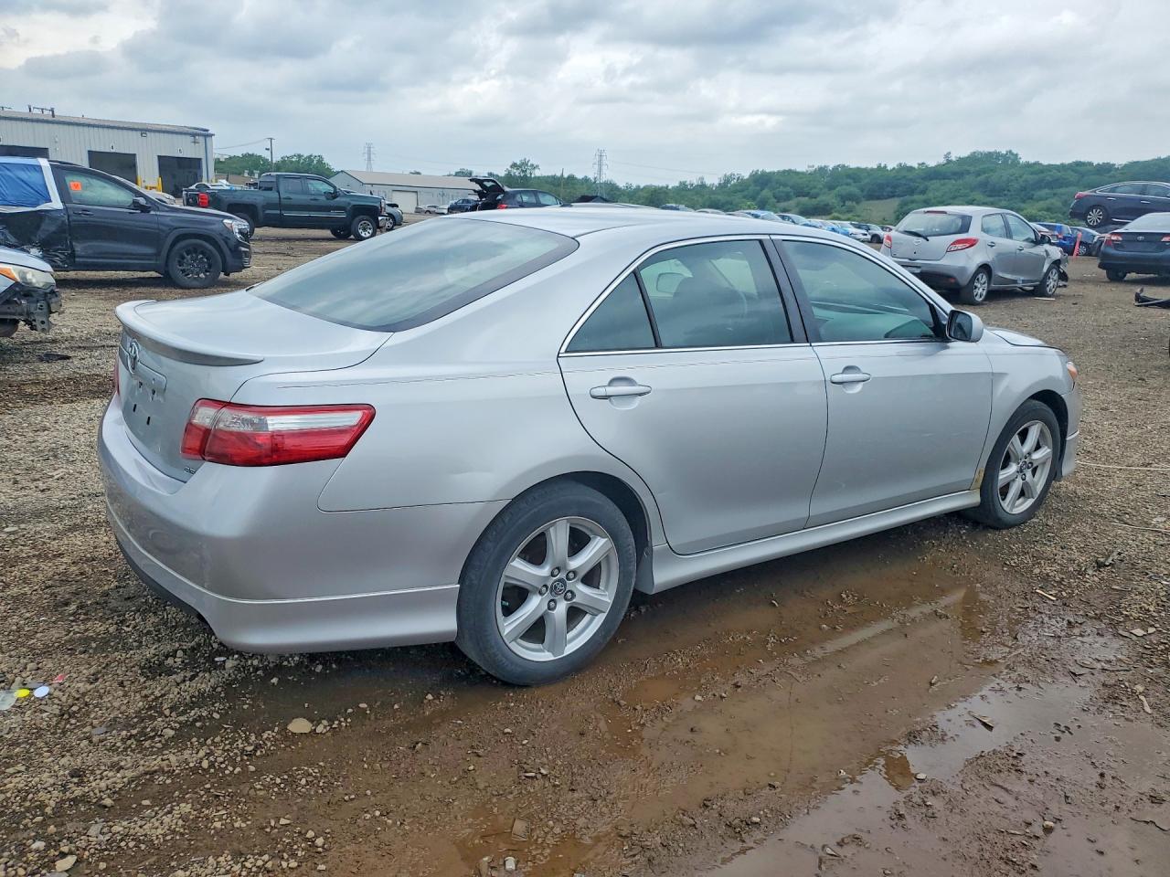 2007 Toyota Camry Se Silver vin: 4T1BE46K17U006737