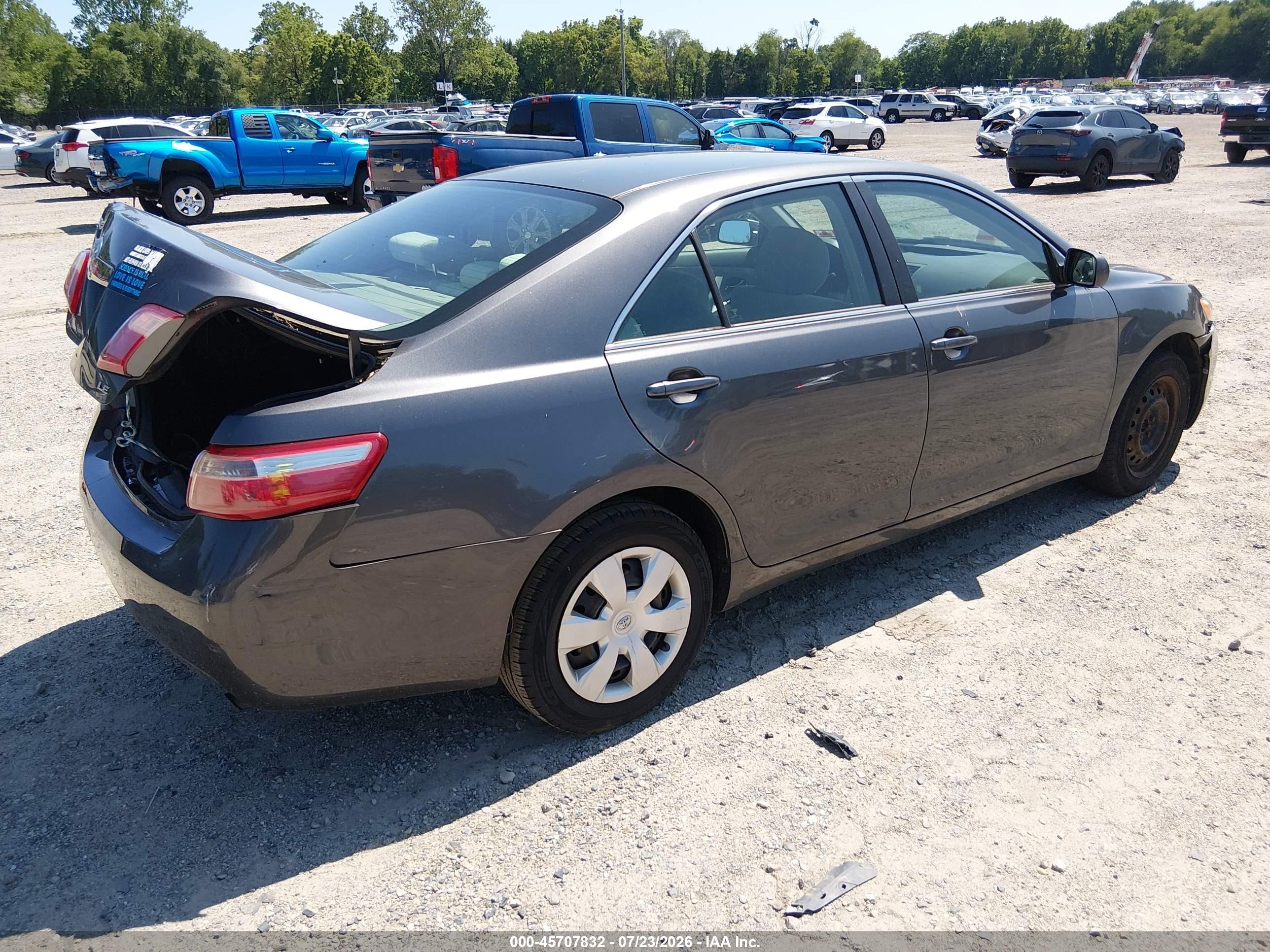 2007 Toyota Camry Le Серый vin: 4T1BE46K17U014983