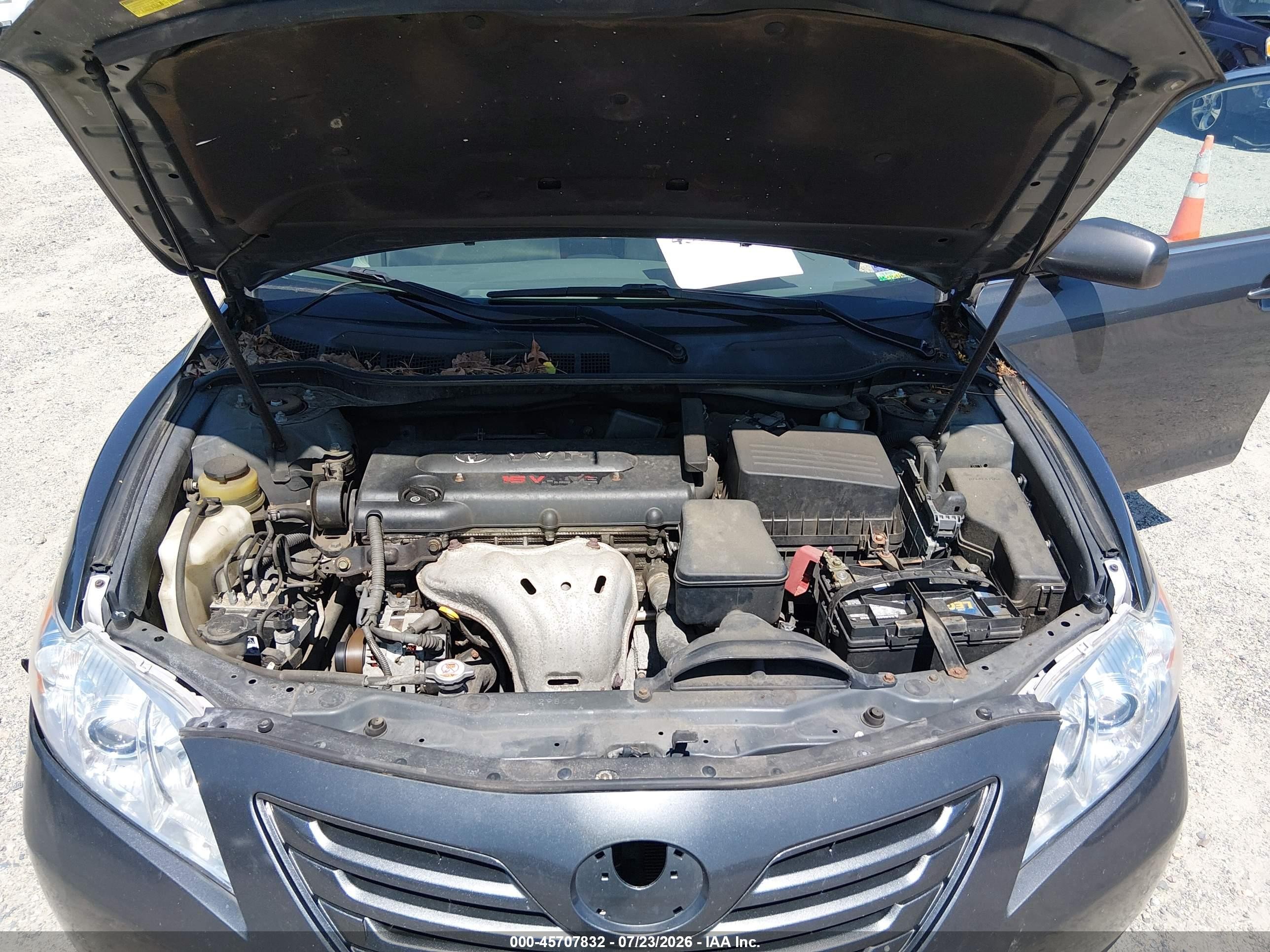 2007 Toyota Camry Le Серый vin: 4T1BE46K17U014983