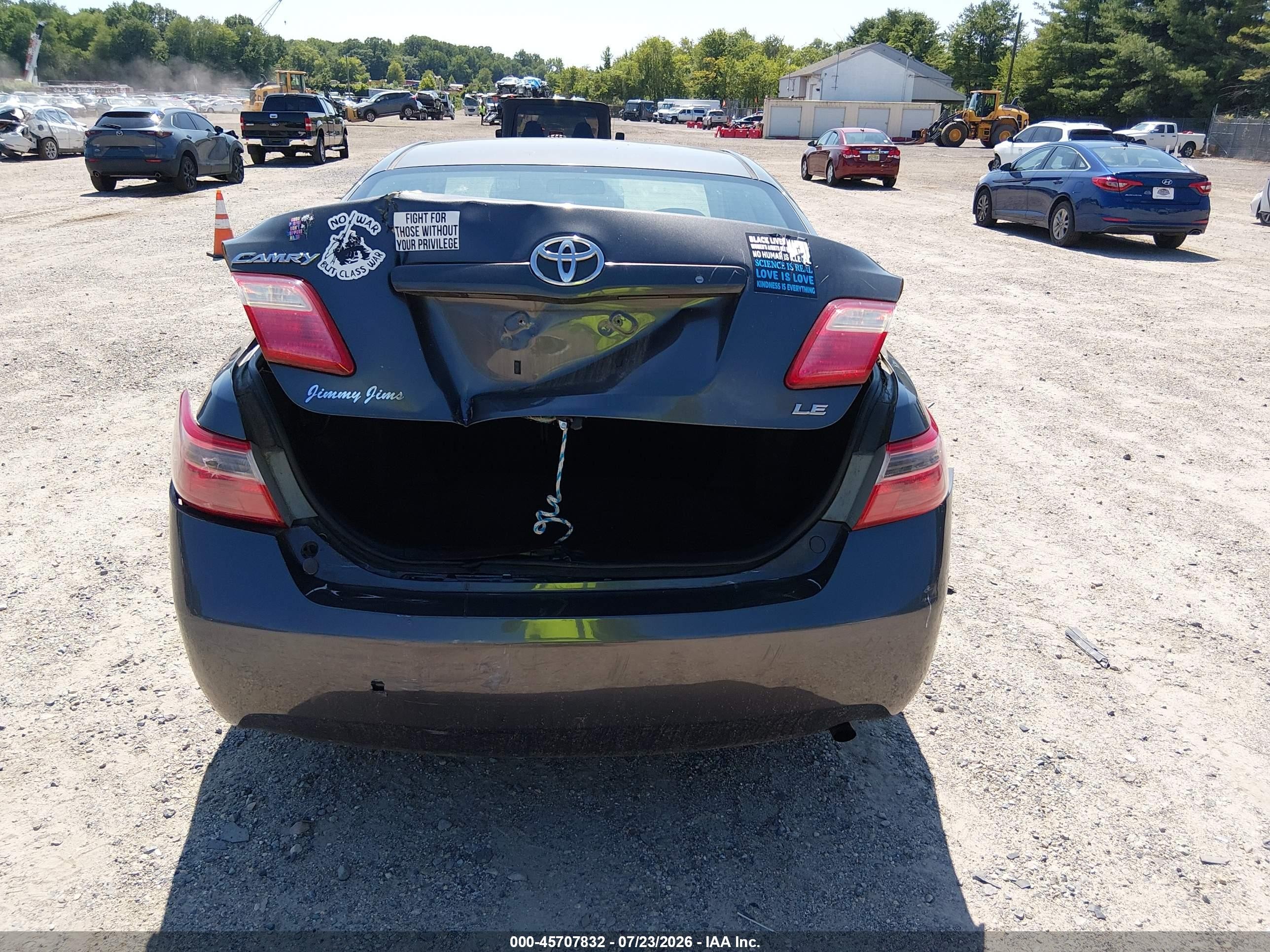 2007 Toyota Camry Le Серый vin: 4T1BE46K17U014983