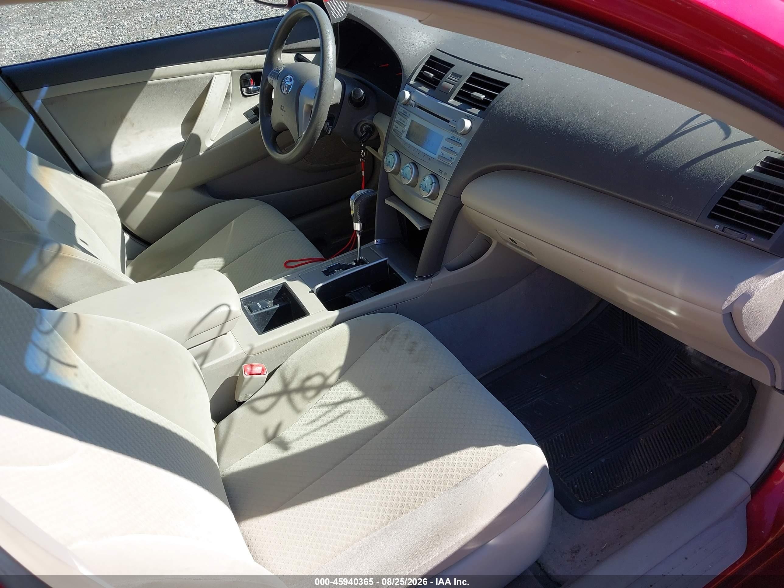 2007 Toyota Camry Le Red vin: 4T1BE46K17U049006