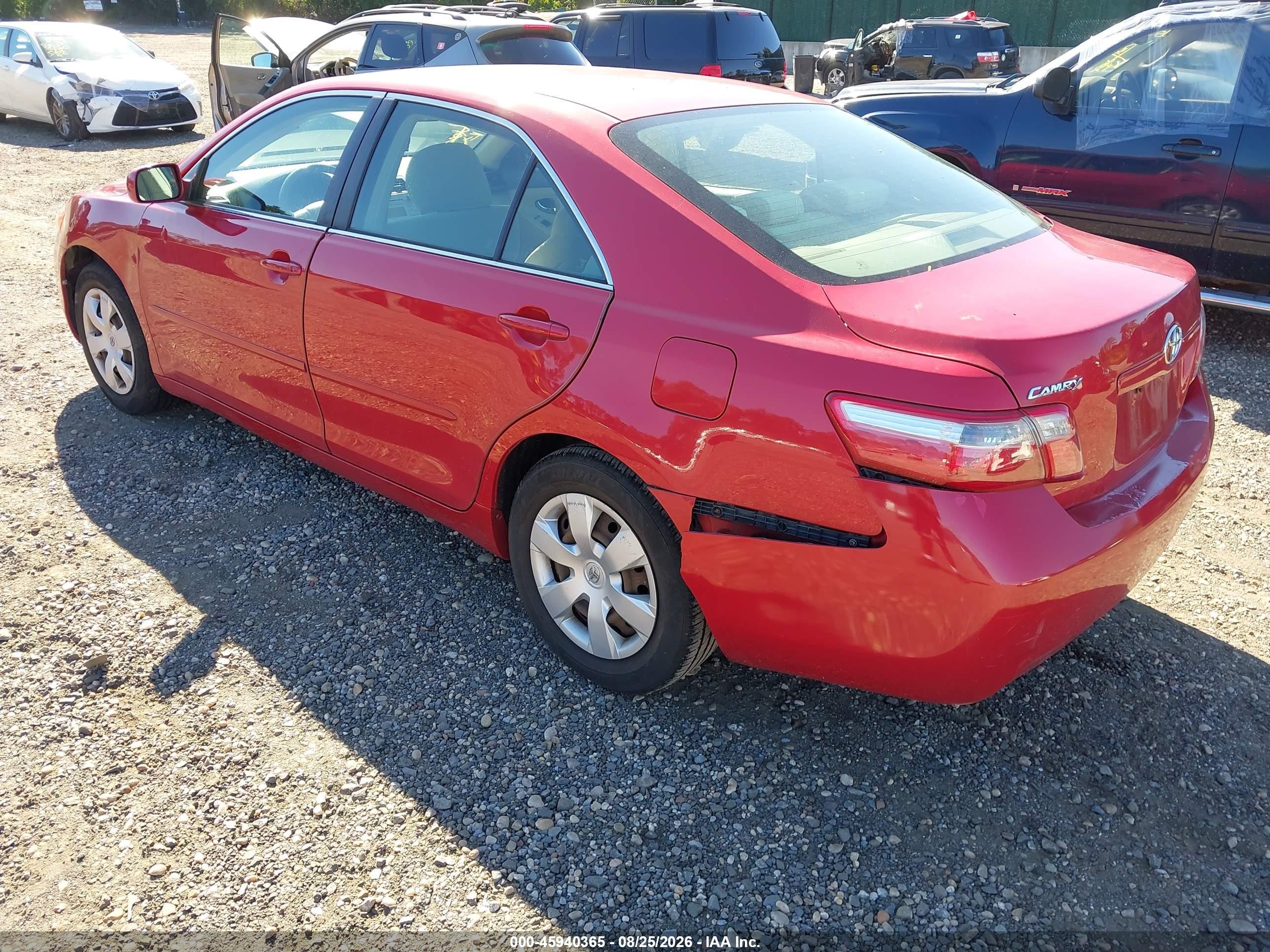 2007 Toyota Camry Le Red vin: 4T1BE46K17U049006