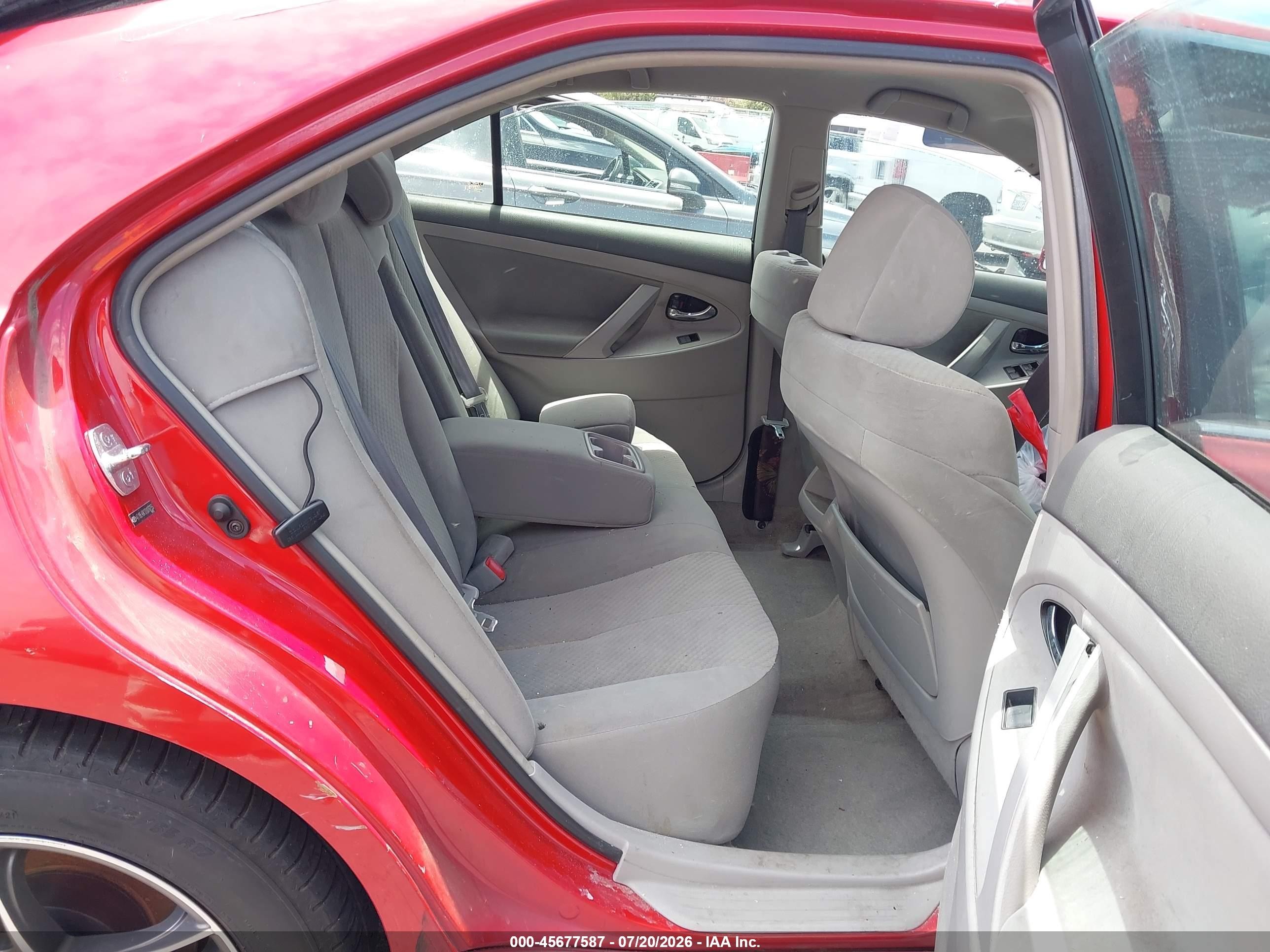 2007 Toyota Camry Le Red vin: 4T1BE46K17U076755