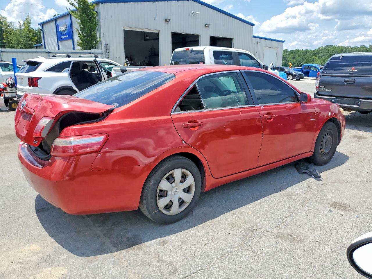 2007 Toyota Camry Le Red vin: 4T1BE46K17U095094