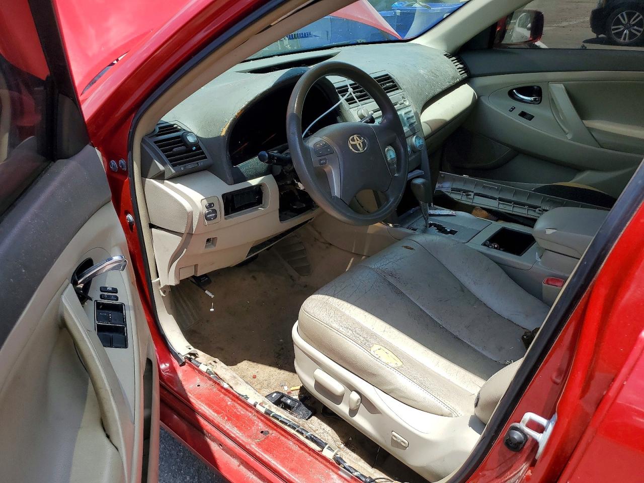 2007 Toyota Camry Le Red vin: 4T1BE46K17U095094