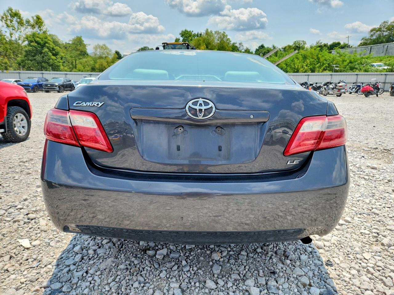 2007 Toyota Camry Le Charcoal vin: 4T1BE46K17U100732