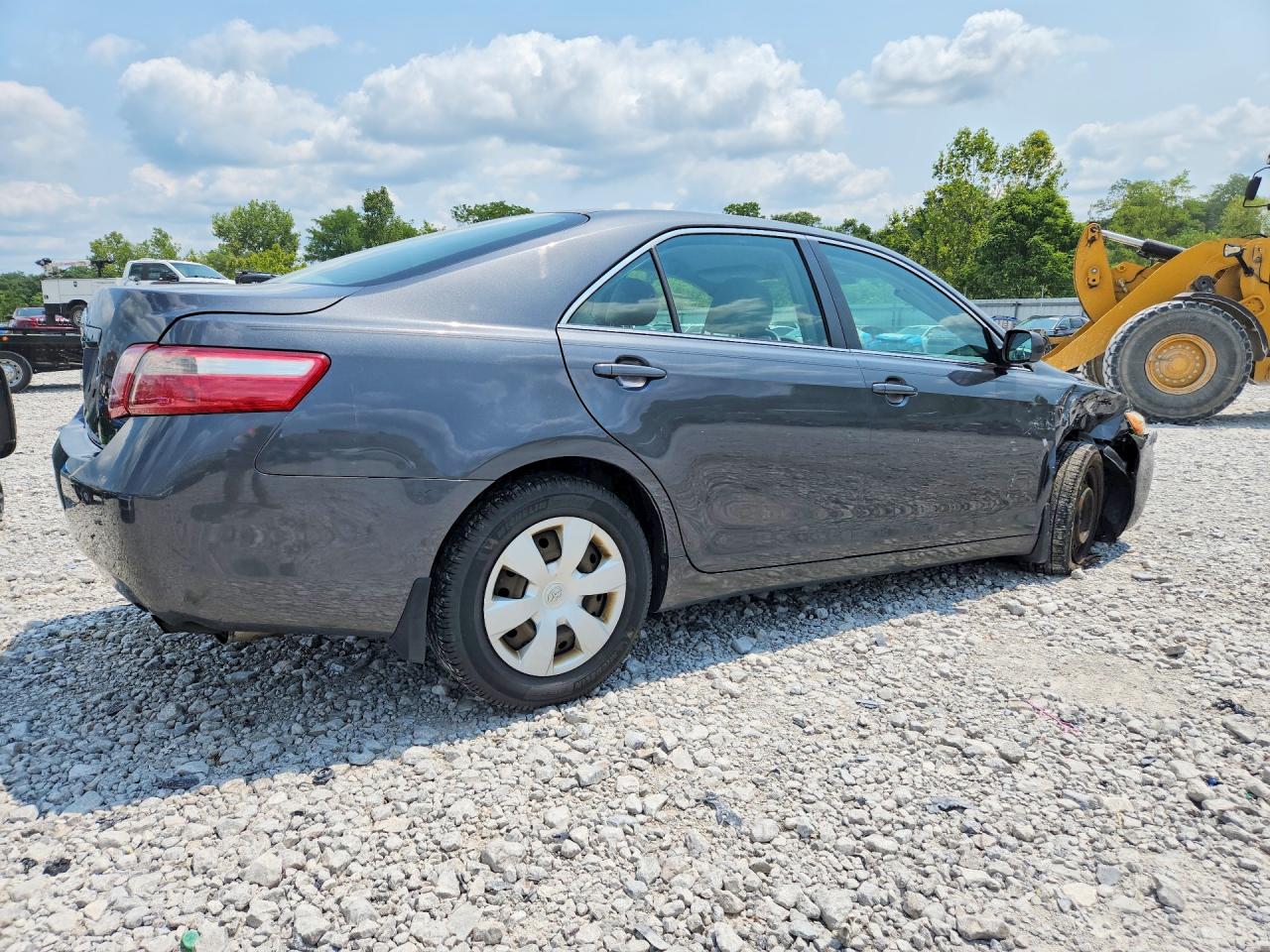 2007 Toyota Camry Le Charcoal vin: 4T1BE46K17U100732
