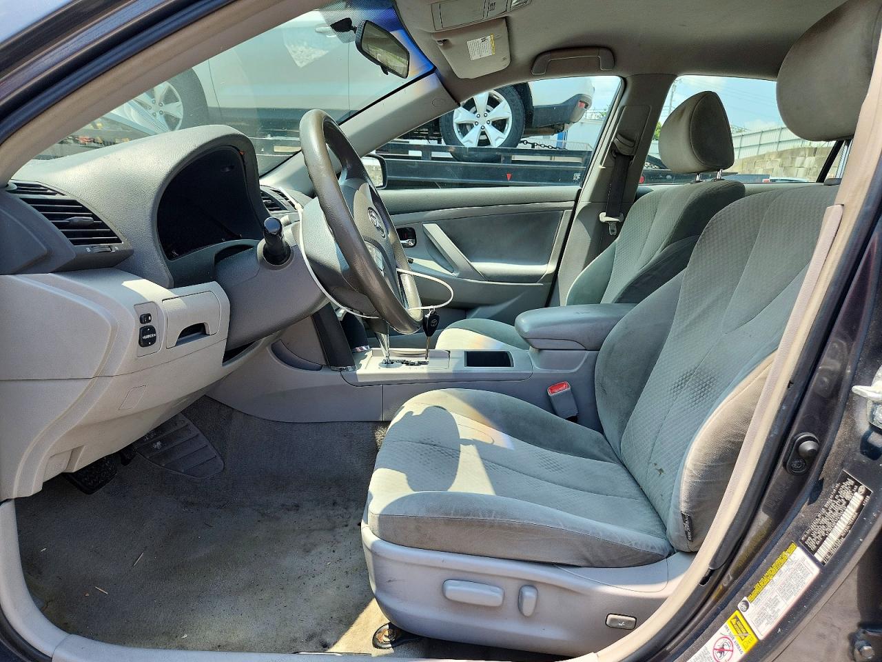 2007 Toyota Camry Le Charcoal vin: 4T1BE46K17U100732