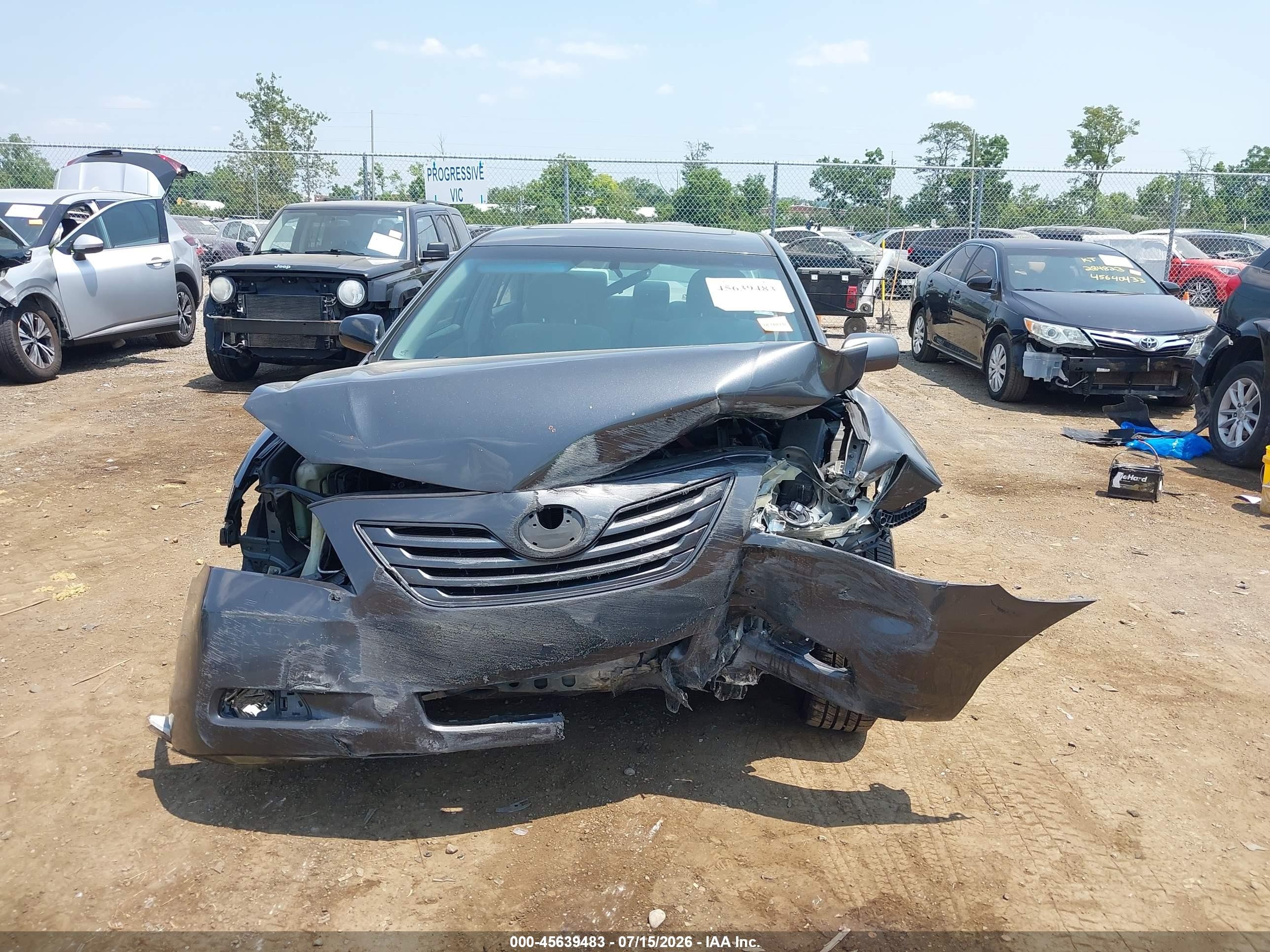 2007 Toyota Camry Le Gray vin: 4T1BE46K17U114579