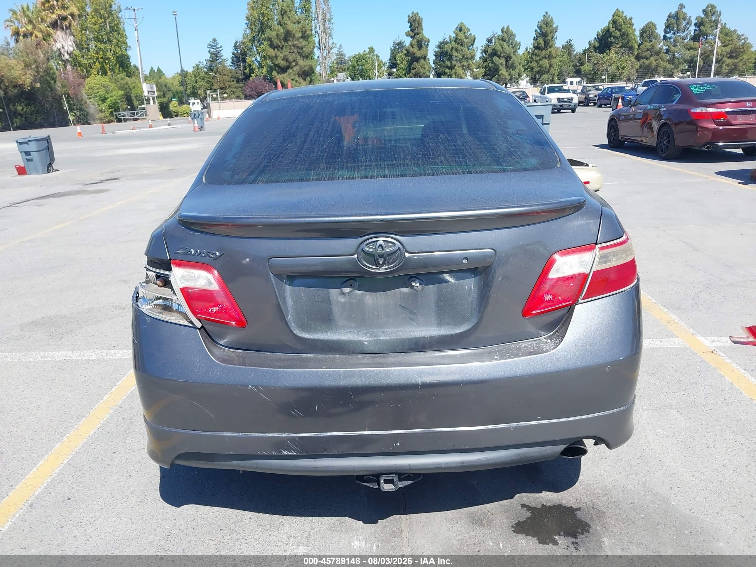 2007 Toyota Camry Se Серый vin: 4T1BE46K17U188844