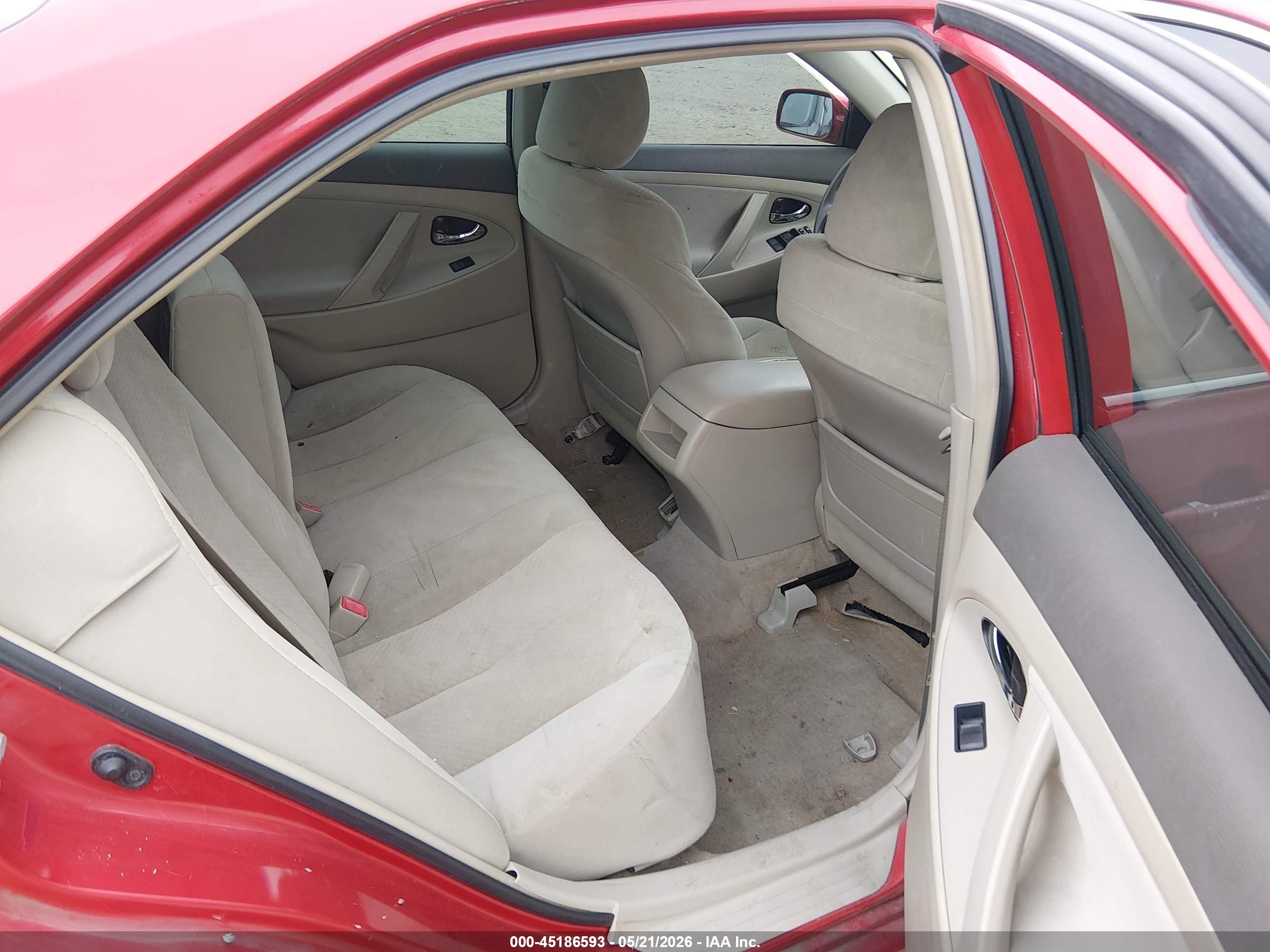 2007 Toyota Camry Le Красный vin: 4T1BE46K17U192098