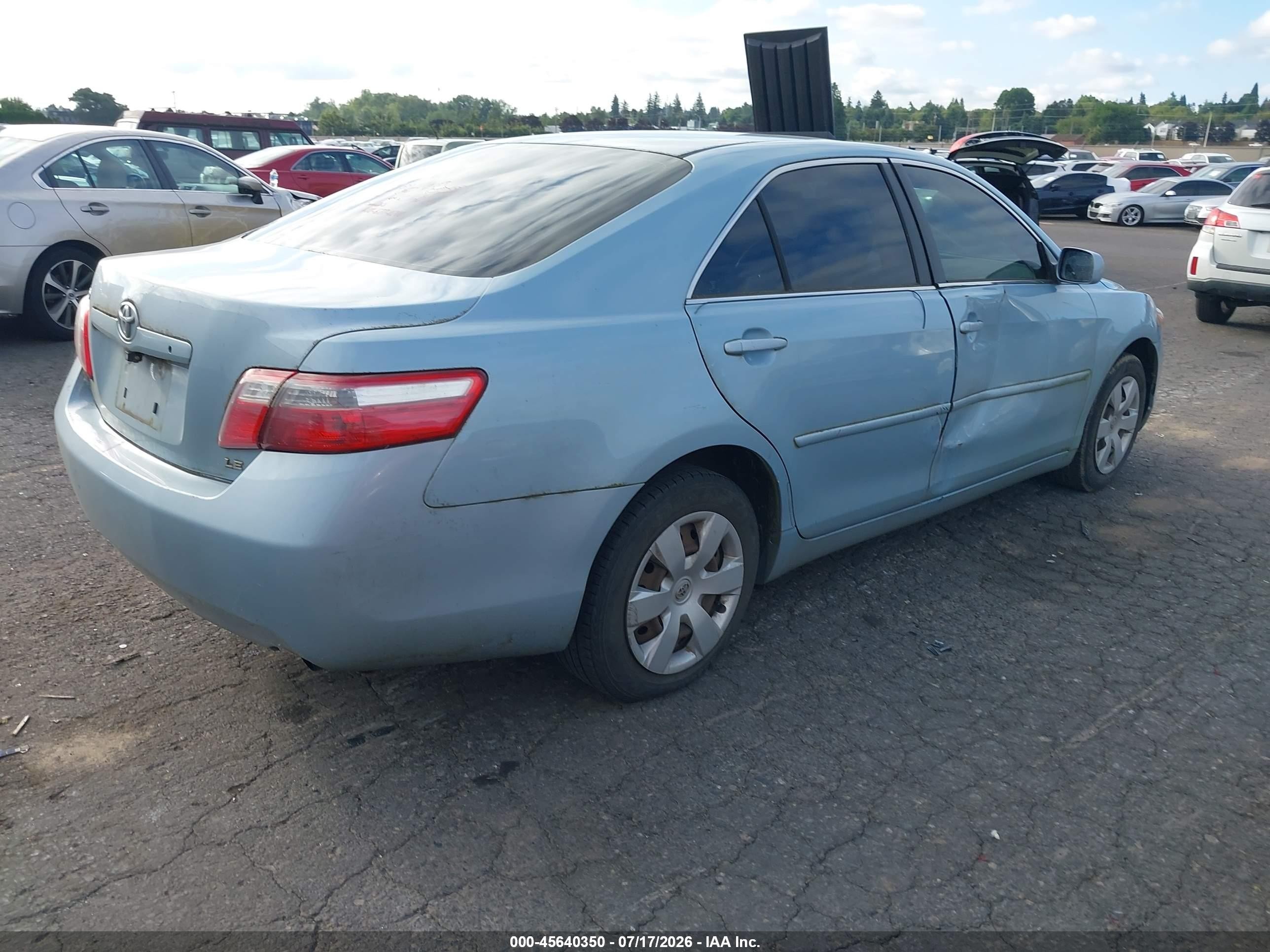 2007 Toyota Camry Le Light Blue vin: 4T1BE46K17U505506