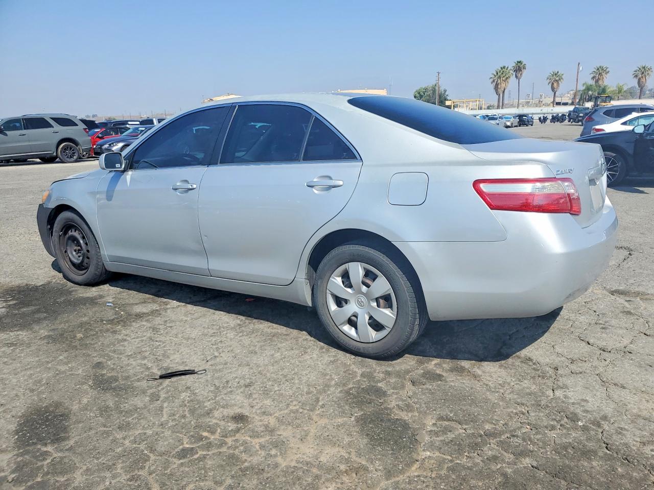 2007 Toyota Camry Le Silver vin: 4T1BE46K17U510575