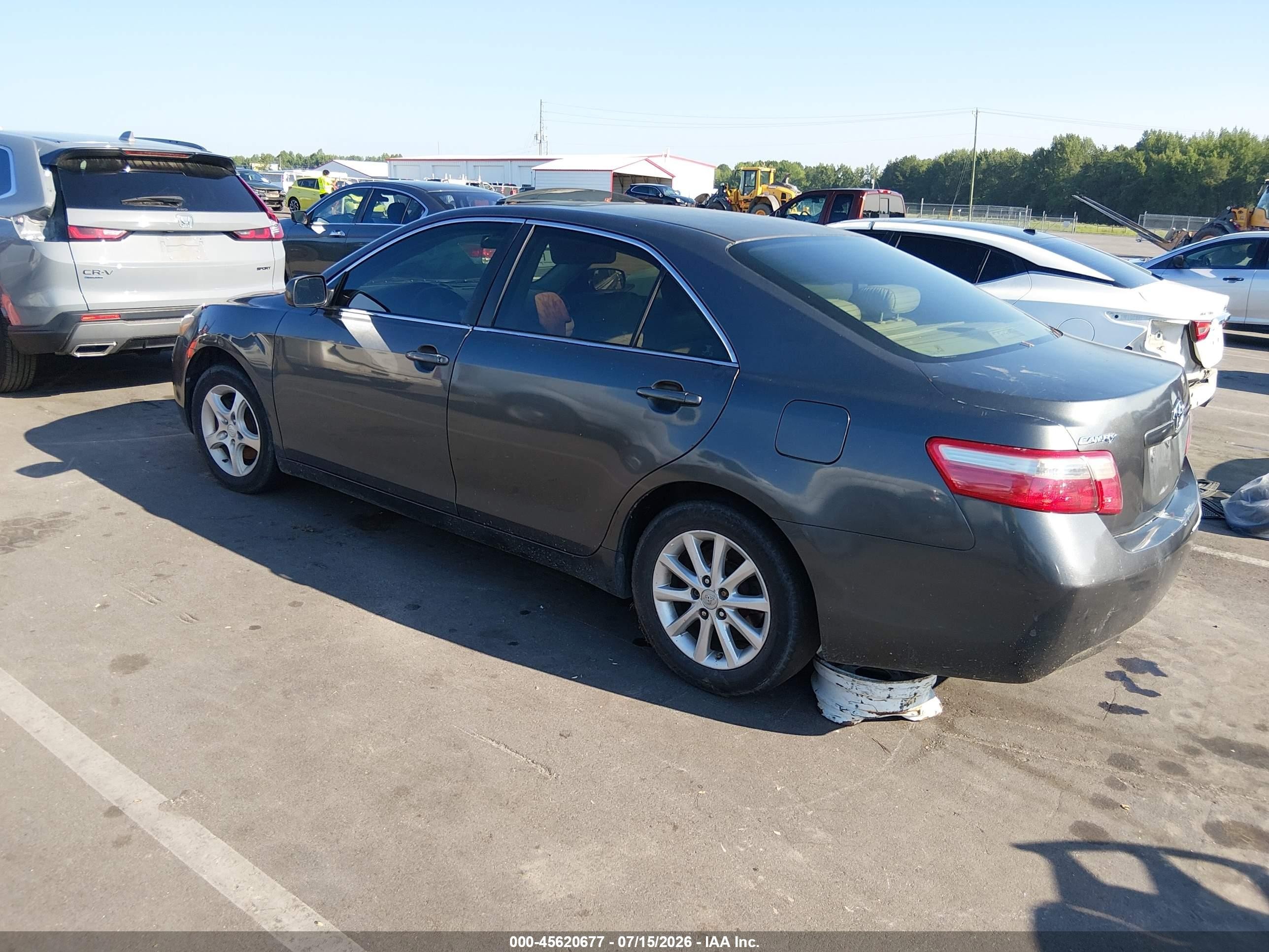 2007 Toyota Camry Le Gray vin: 4T1BE46K17U520166