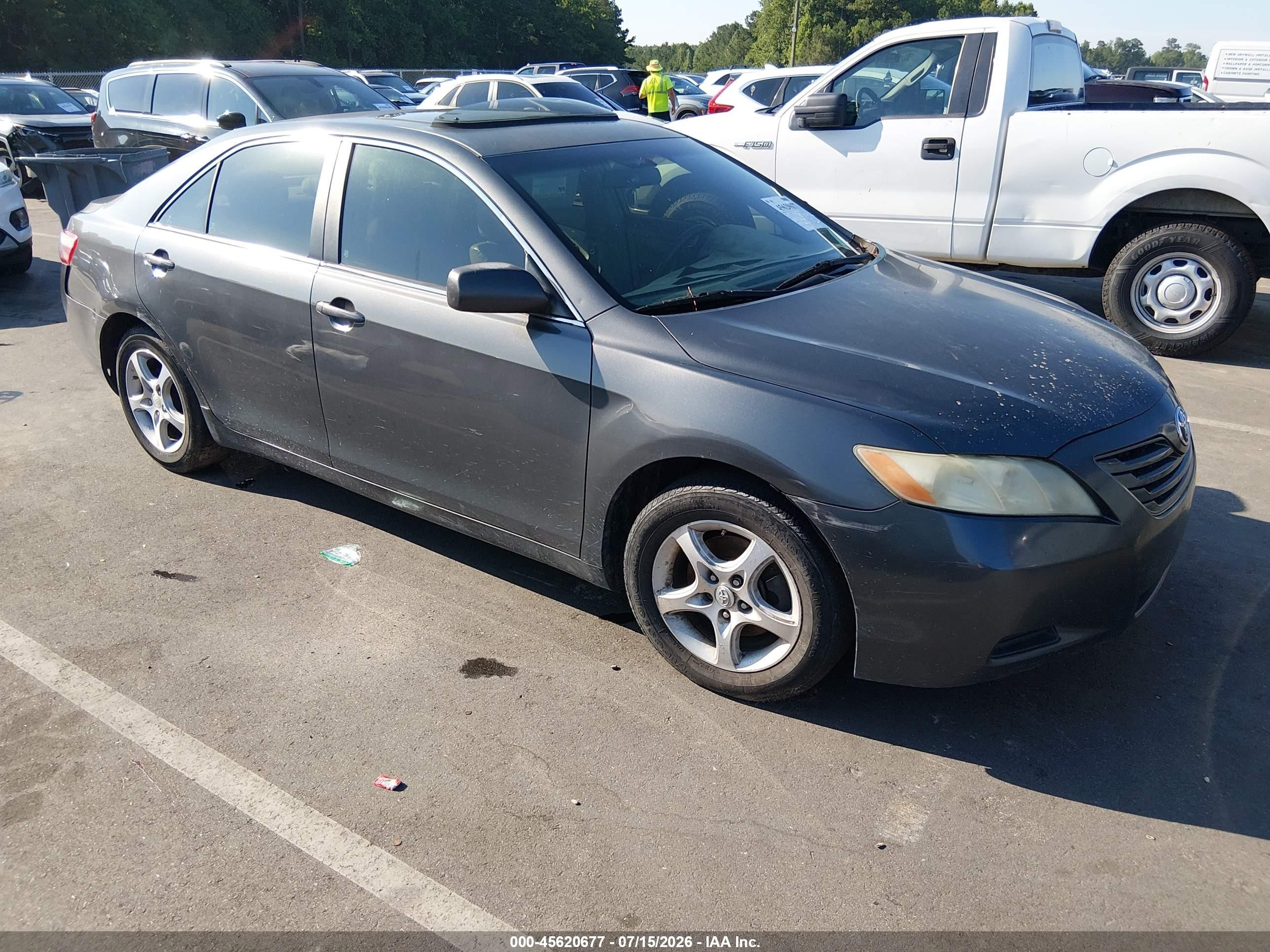 2007 Toyota Camry Le Gray vin: 4T1BE46K17U520166