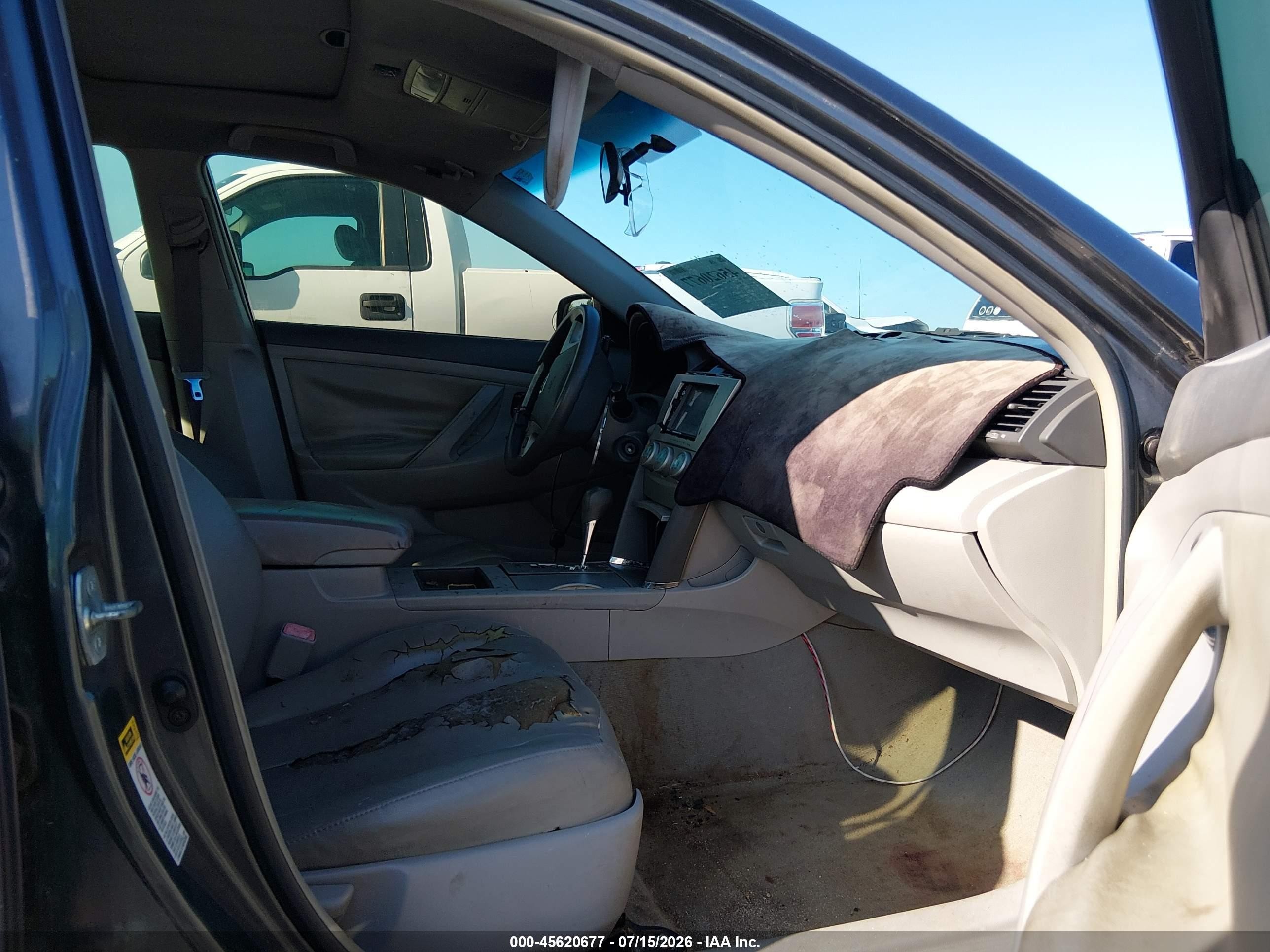 2007 Toyota Camry Le Gray vin: 4T1BE46K17U520166