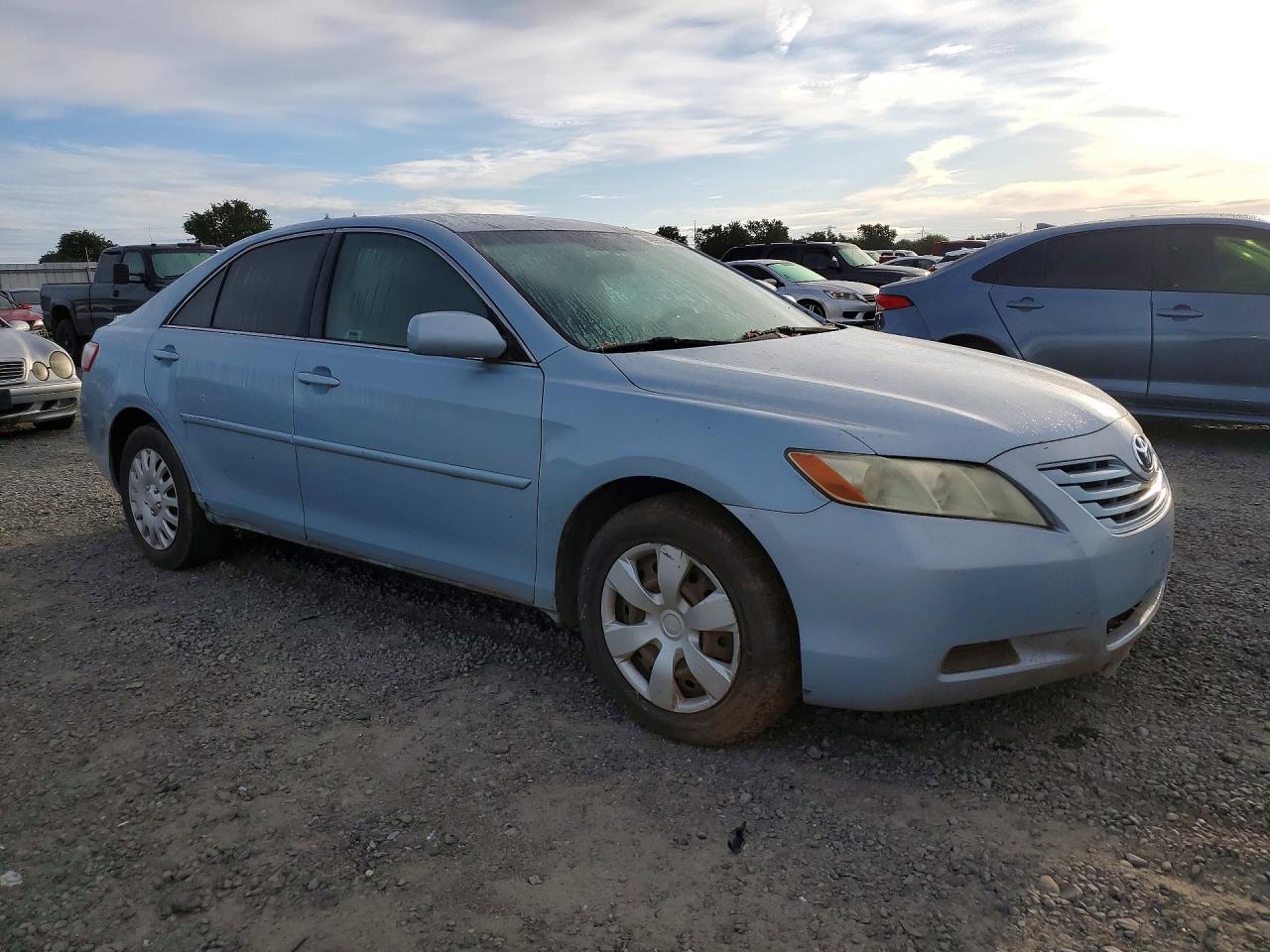 2007 Toyota Camry Le Blue vin: 4T1BE46K17U523536