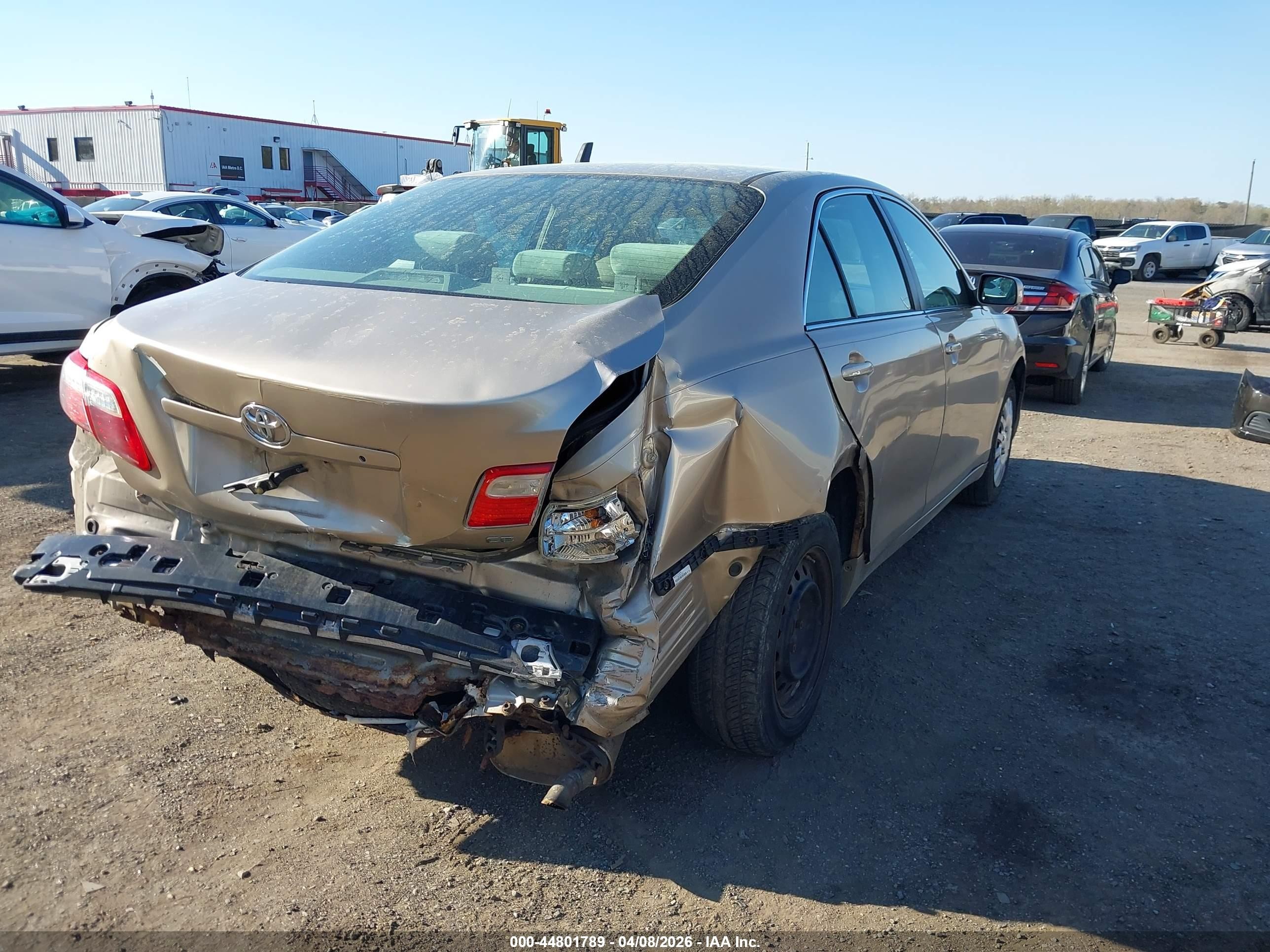 2007 Toyota Camry Ce Золотой vin: 4T1BE46K17U538196
