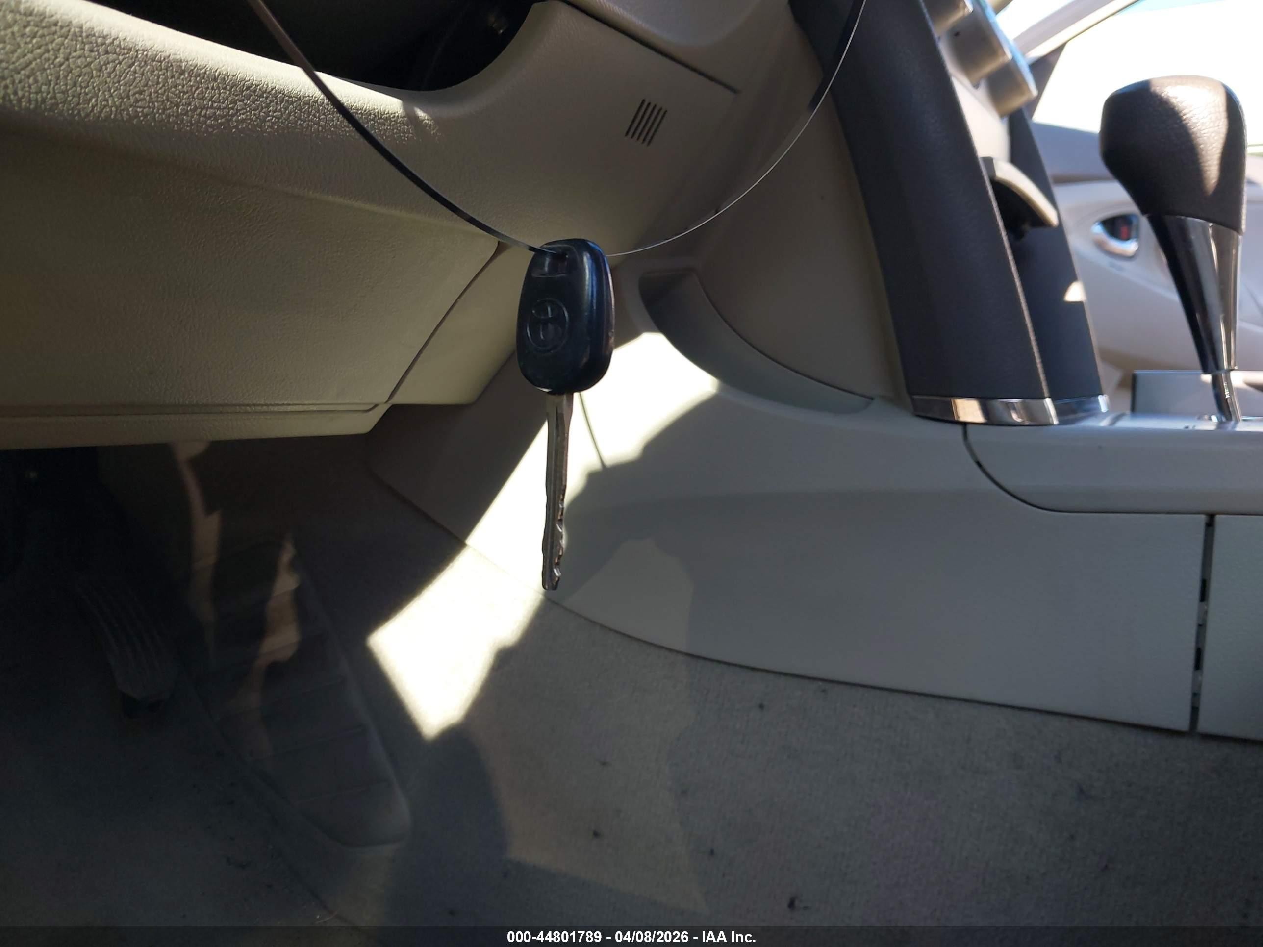 2007 Toyota Camry Ce Золотой vin: 4T1BE46K17U538196