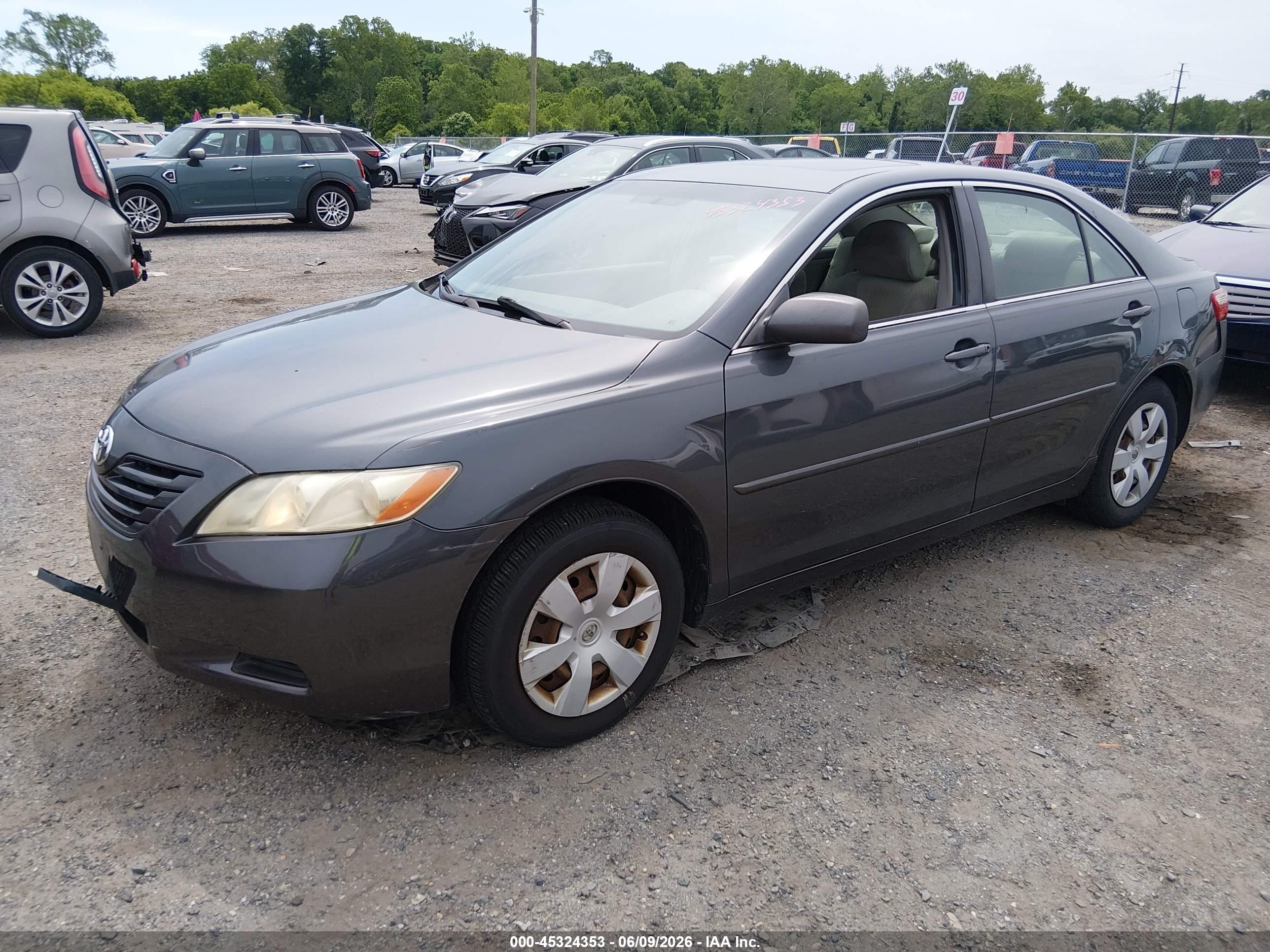 2007 Toyota Camry Le Gray vin: 4T1BE46K17U565995