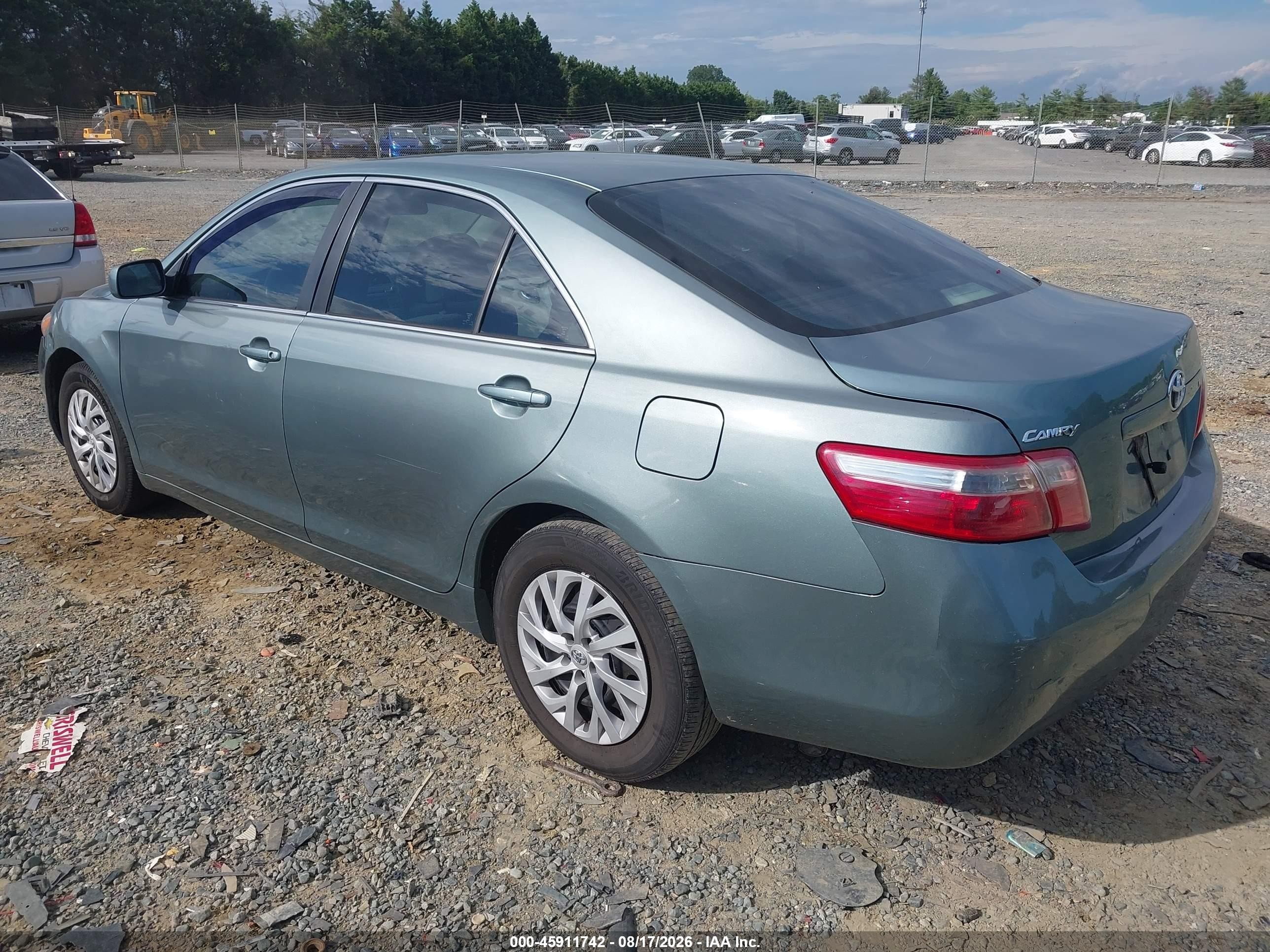 2007 Toyota Camry Le Green vin: 4T1BE46K17U577239