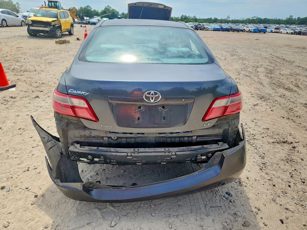 2007 Toyota Camry Le Gray vin: 4T1BE46K17U589701