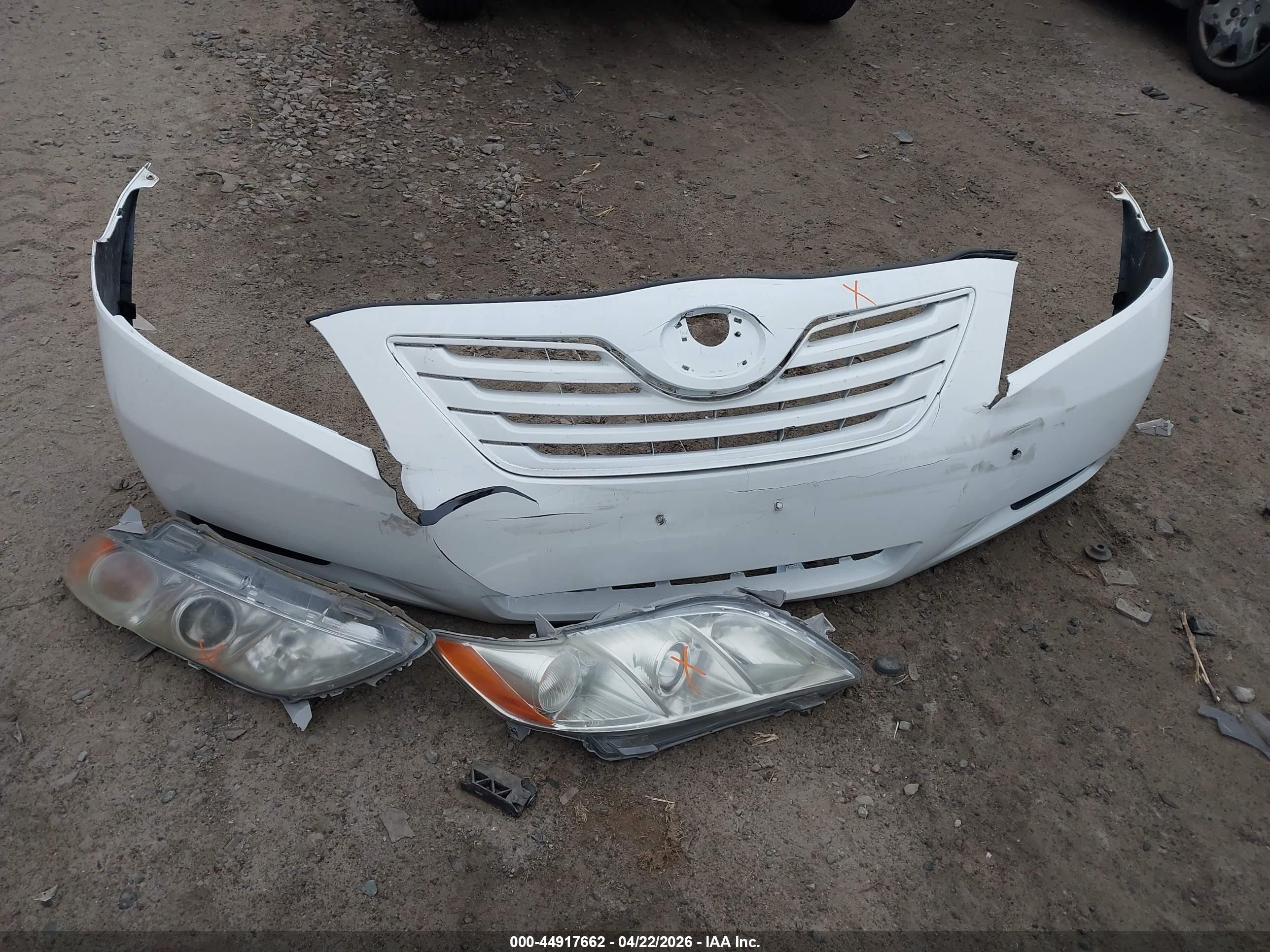 2007 Toyota Camry Le White vin: 4T1BE46K17U637648