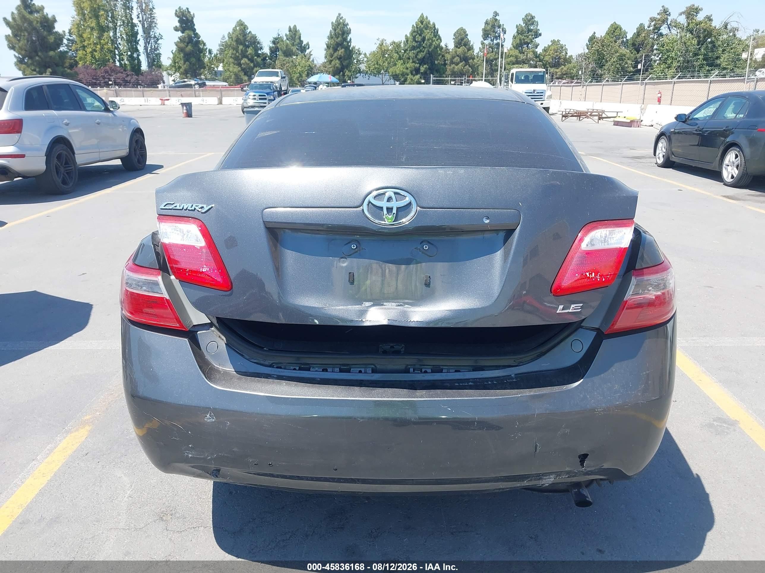 2007 Toyota Camry Le Gray vin: 4T1BE46K17U639853