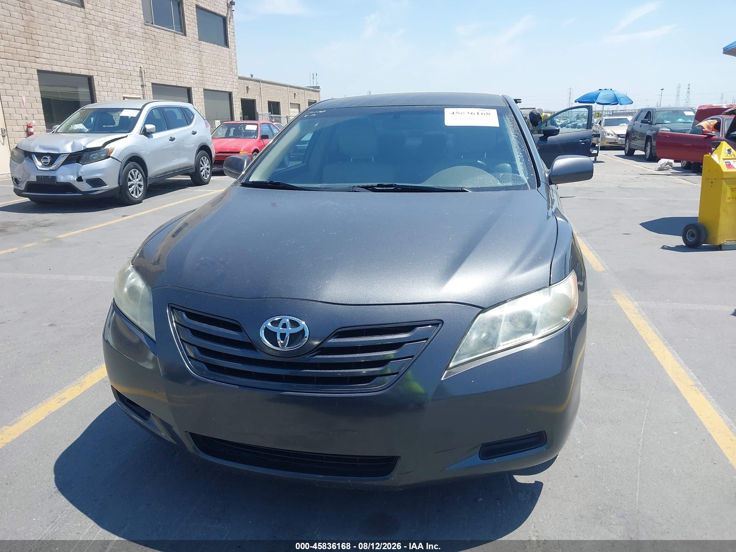 2007 Toyota Camry Le Gray vin: 4T1BE46K17U639853