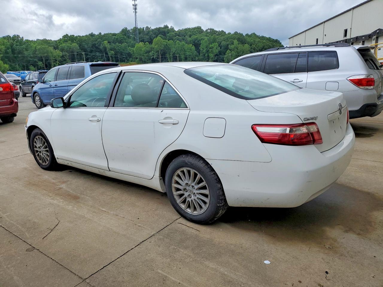 2007 Toyota Camry Le White vin: 4T1BE46K17U656992