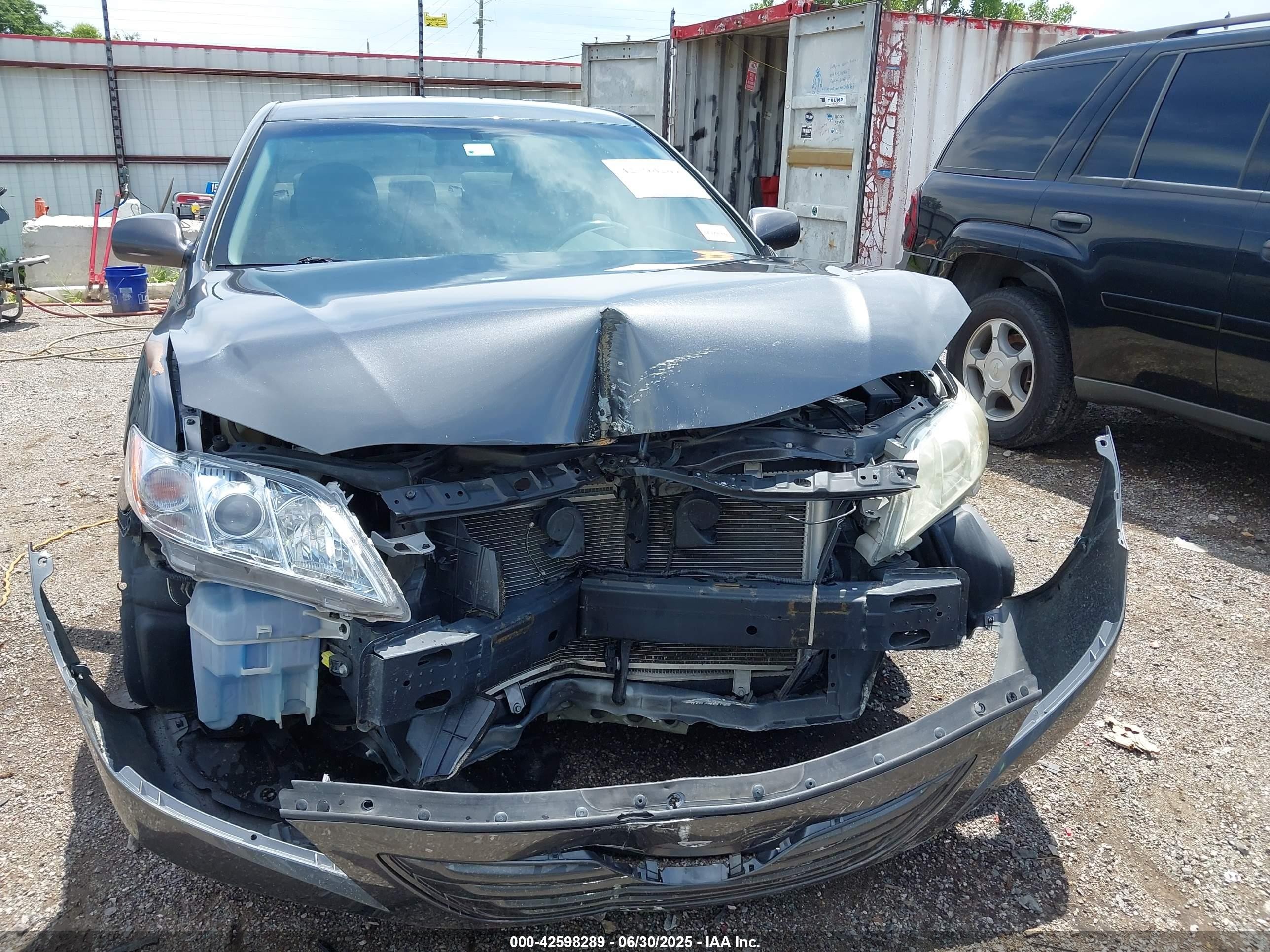 2007 Toyota Camry Le Gray vin: 4T1BE46K17U659388