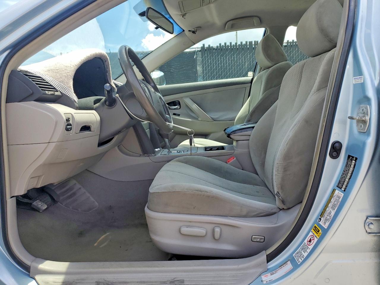 2007 Toyota Camry Le Blue vin: 4T1BE46K17U664848