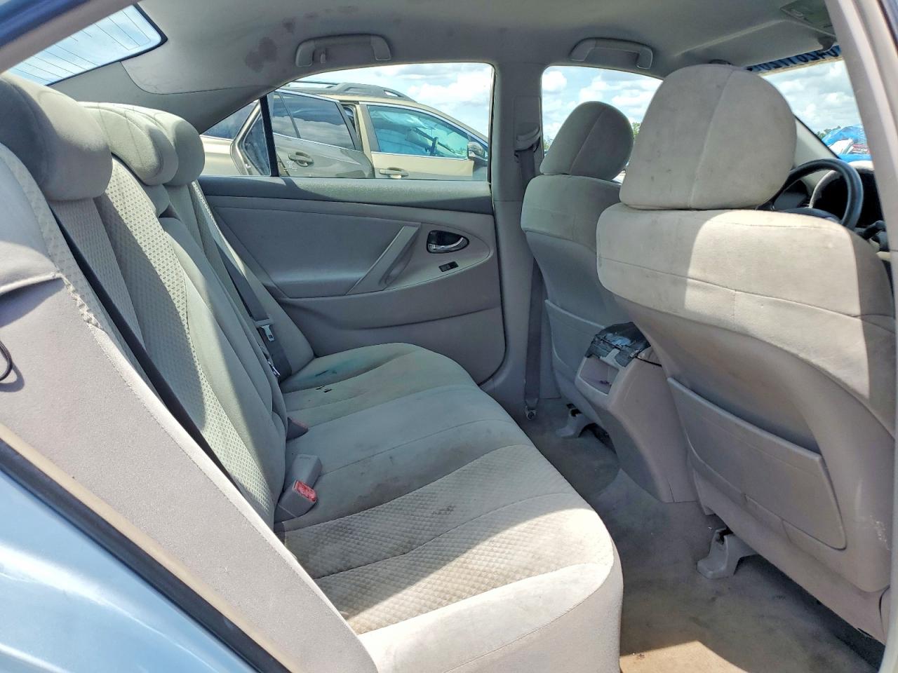 2007 Toyota Camry Le Blue vin: 4T1BE46K17U664848
