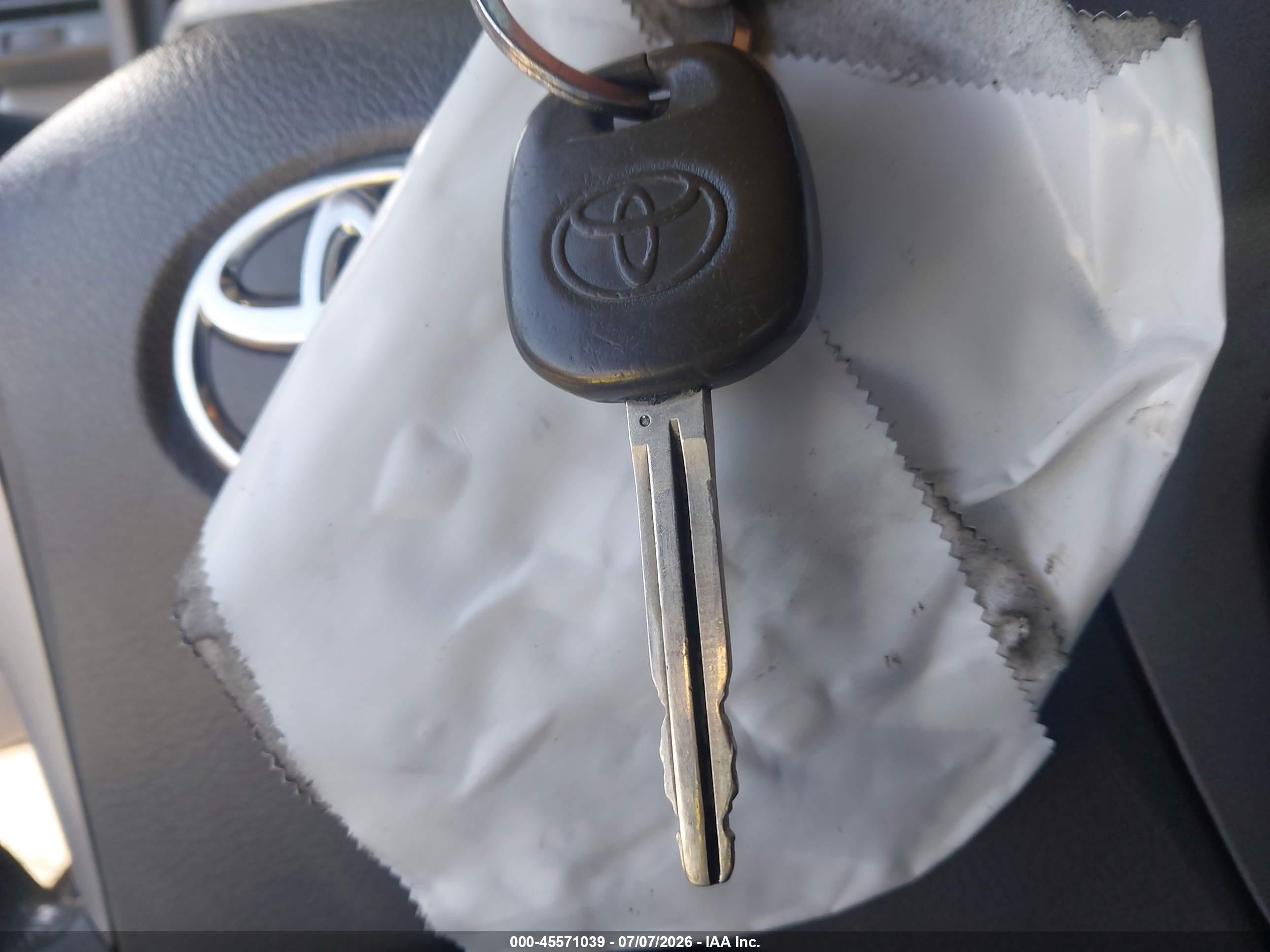 2007 Toyota Camry Le Green vin: 4T1BE46K17U705799