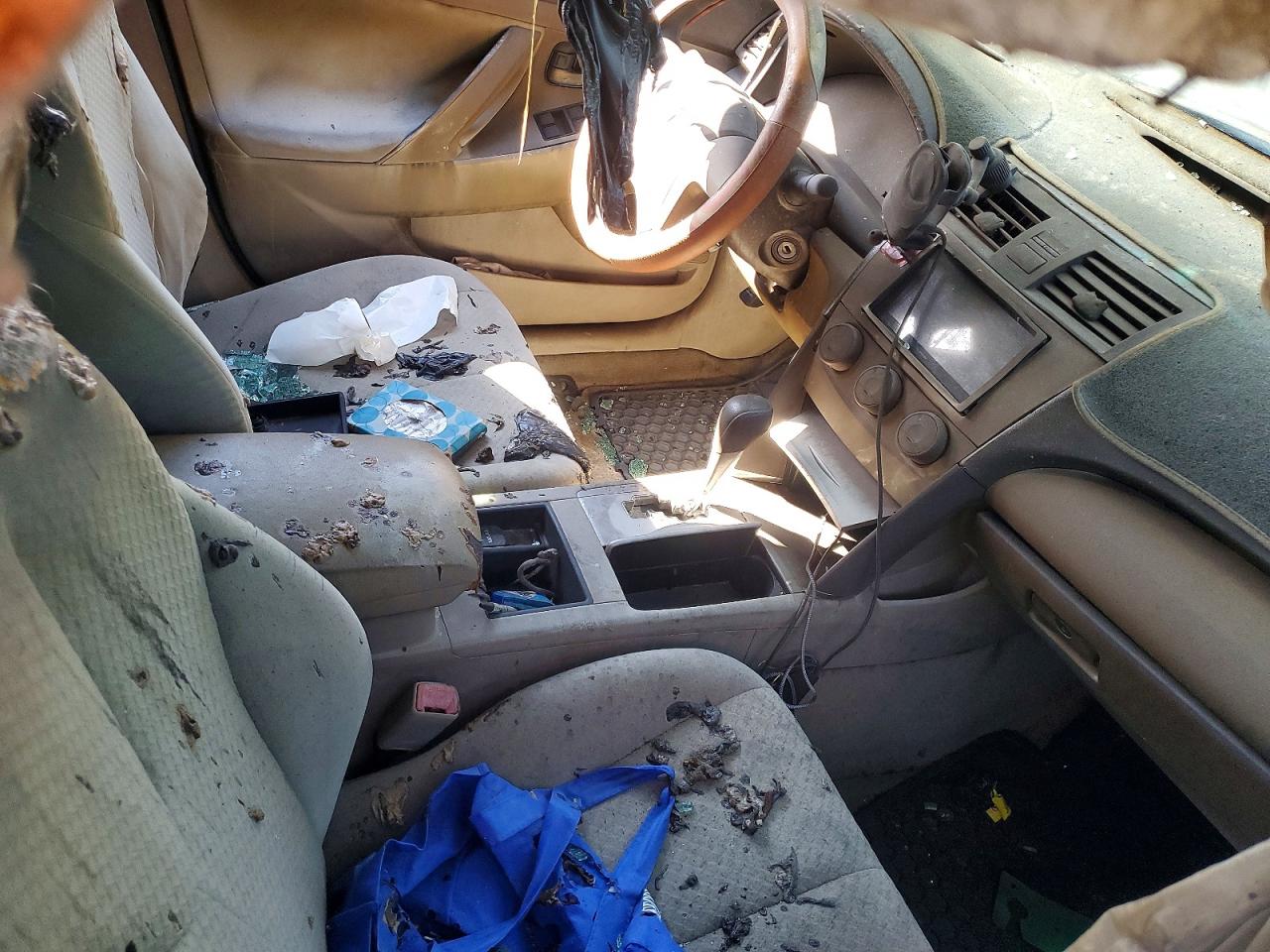 2007 Toyota Camry Ce Бежевый vin: 4T1BE46K17U721615