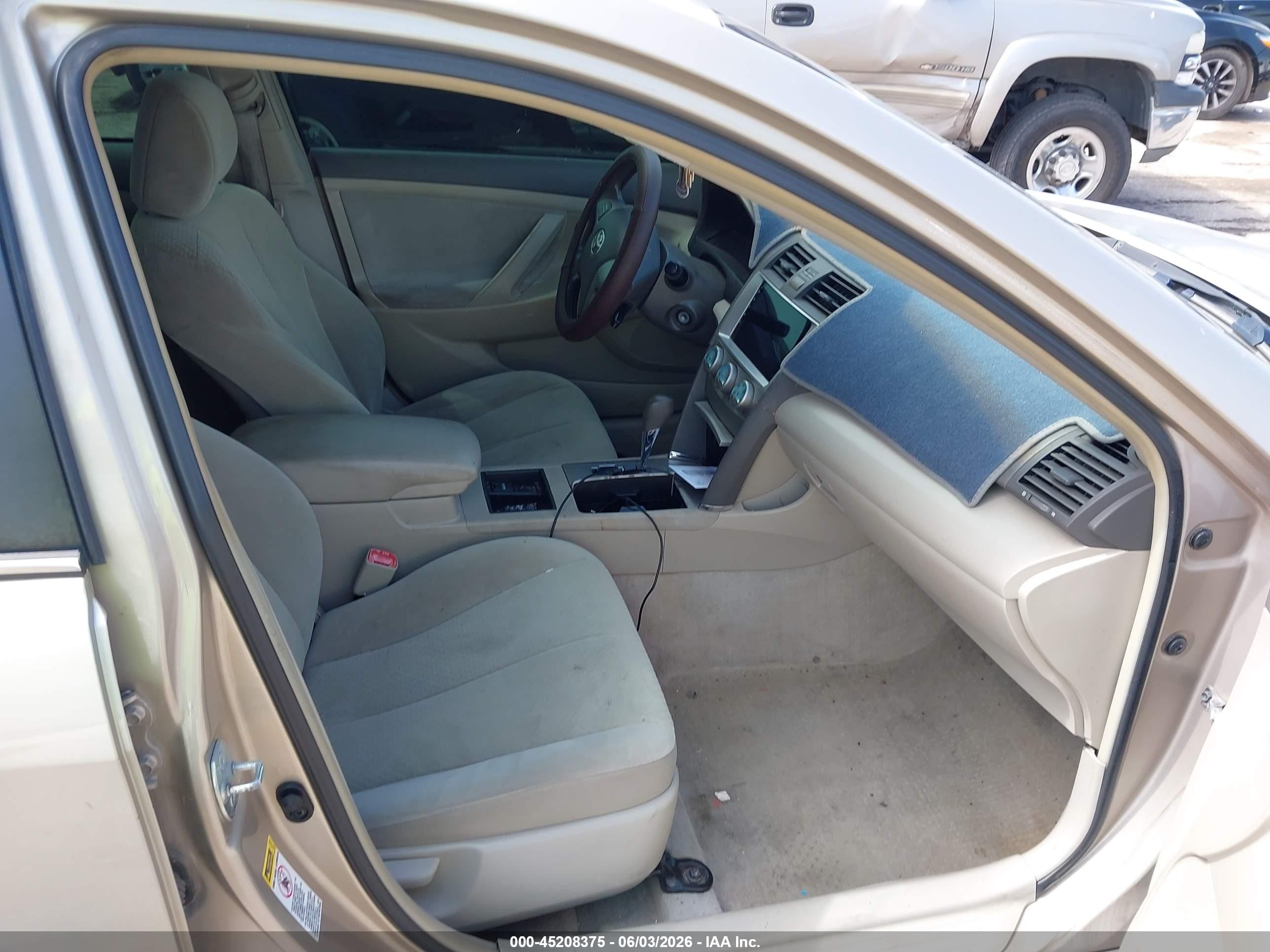 2008 Toyota Camry Le Tan vin: 4T1BE46K18U219933
