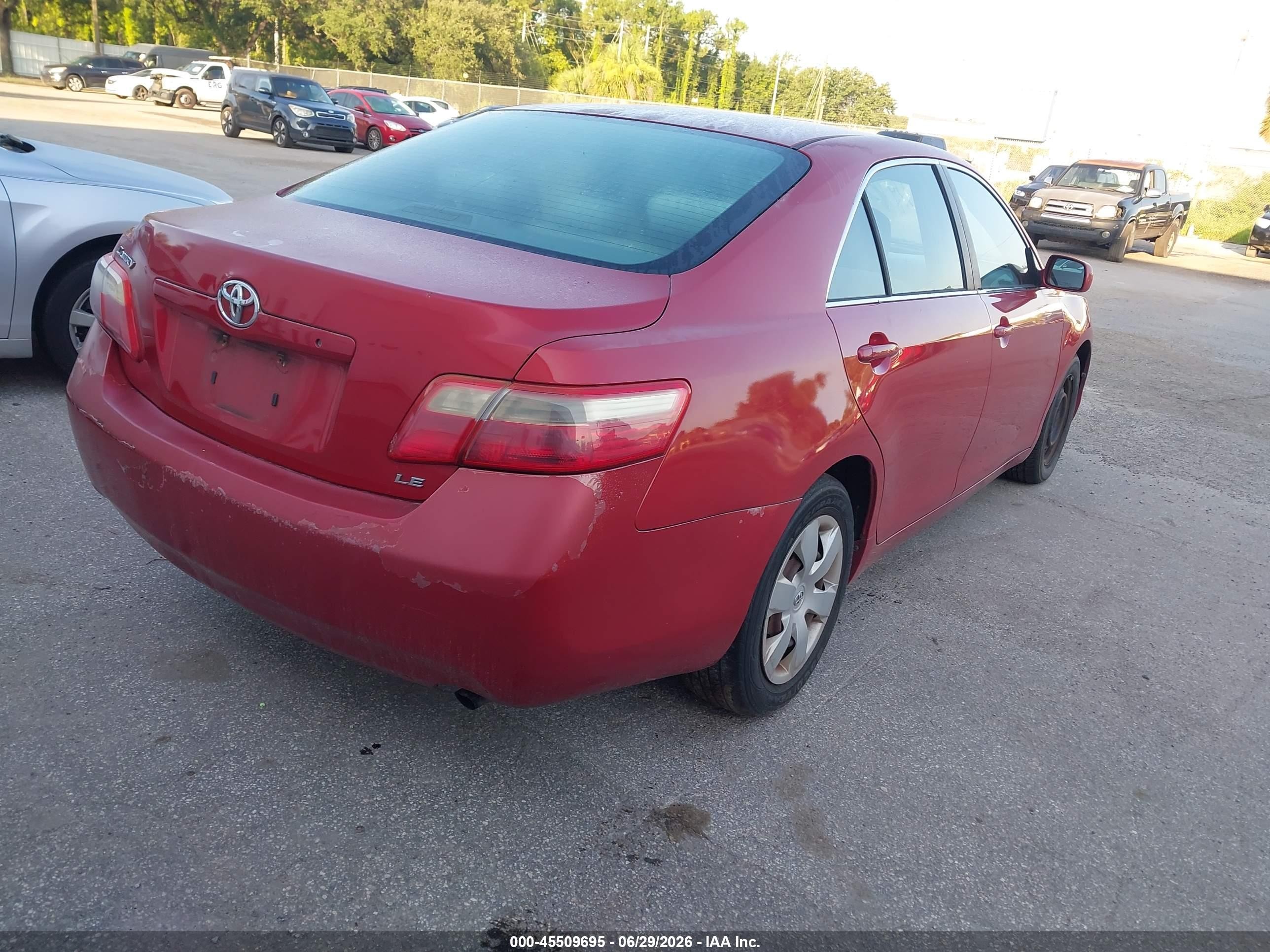 2008 Toyota Camry Le Red vin: 4T1BE46K18U226509