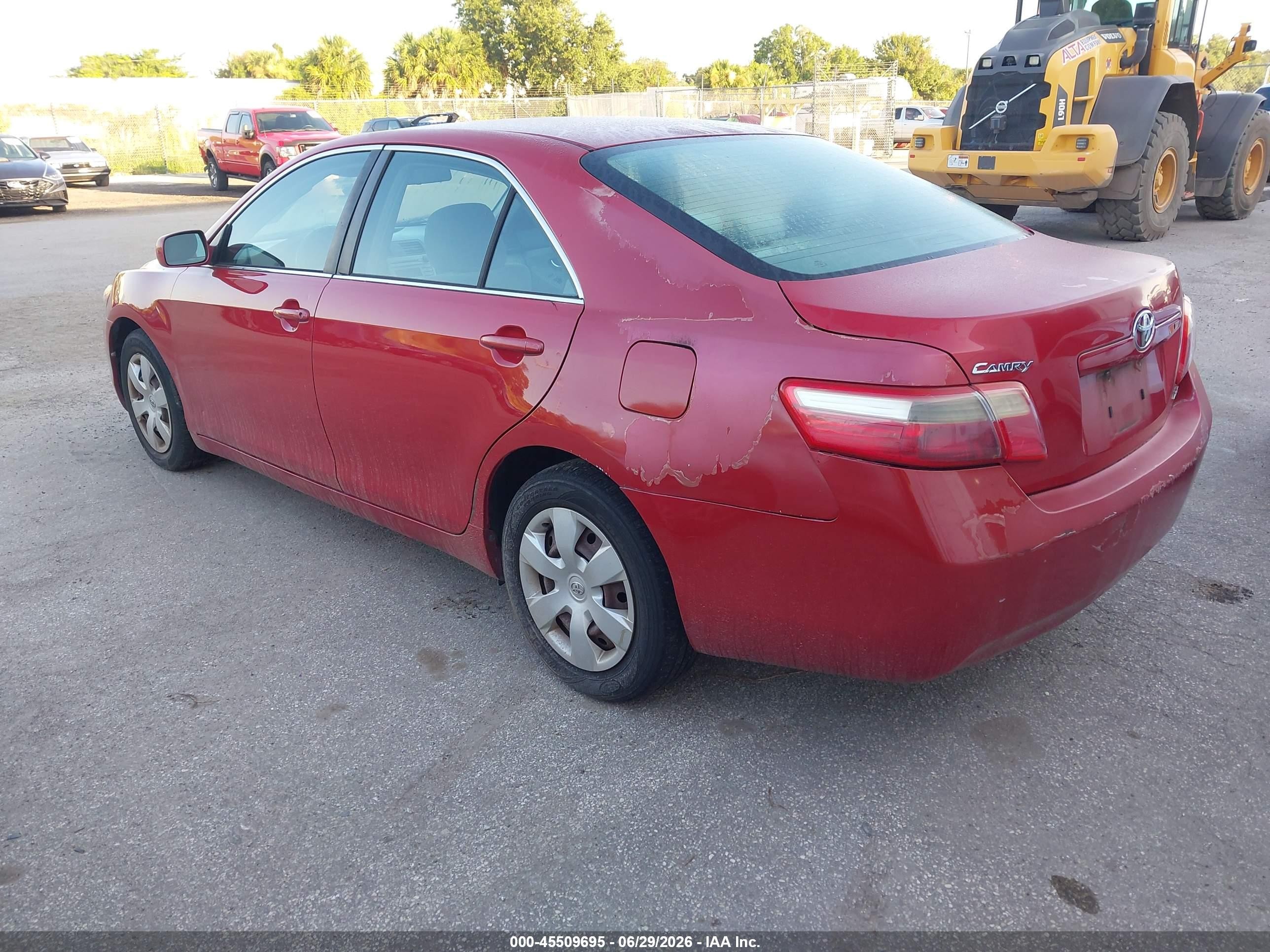 2008 Toyota Camry Le Red vin: 4T1BE46K18U226509