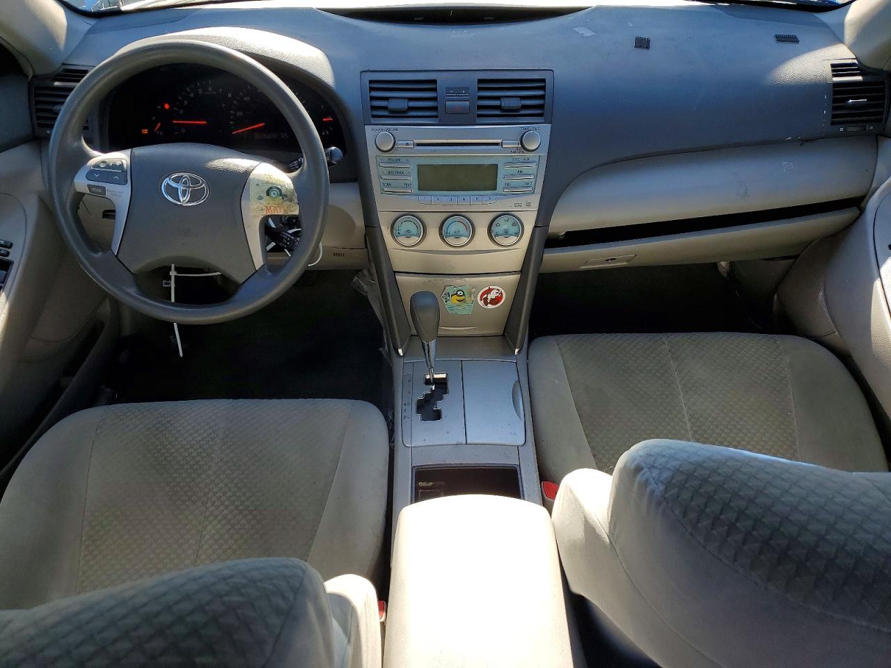 2008 Toyota Camry Le Silver vin: 4T1BE46K18U227627
