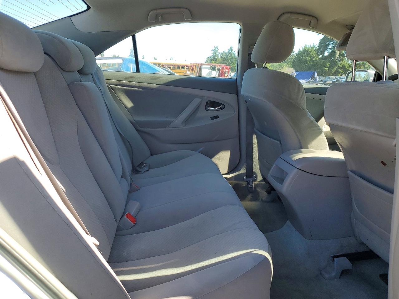 2008 Toyota Camry Le Silver vin: 4T1BE46K18U227627