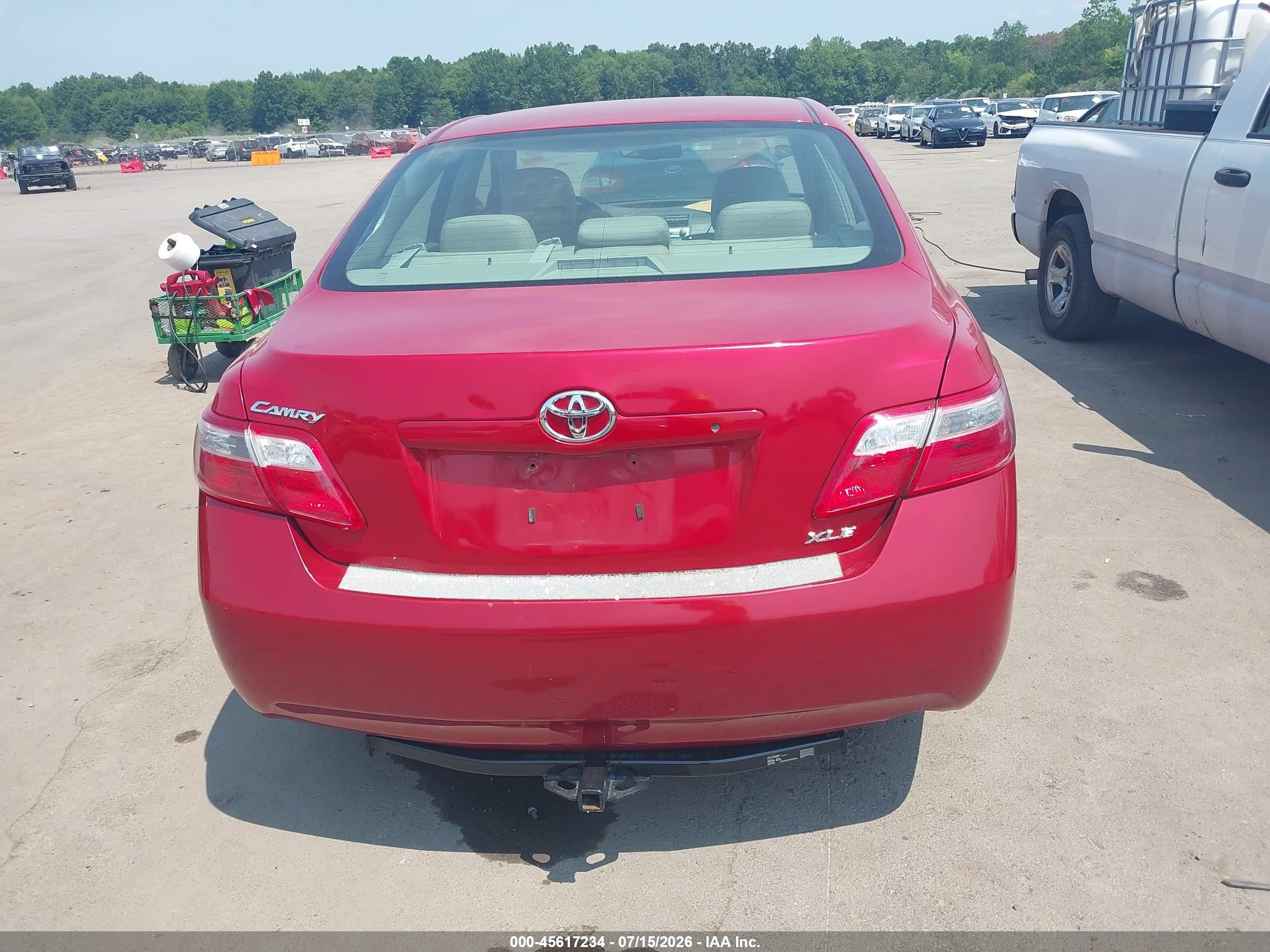 2008 Toyota Camry Xle Red vin: 4T1BE46K18U236232