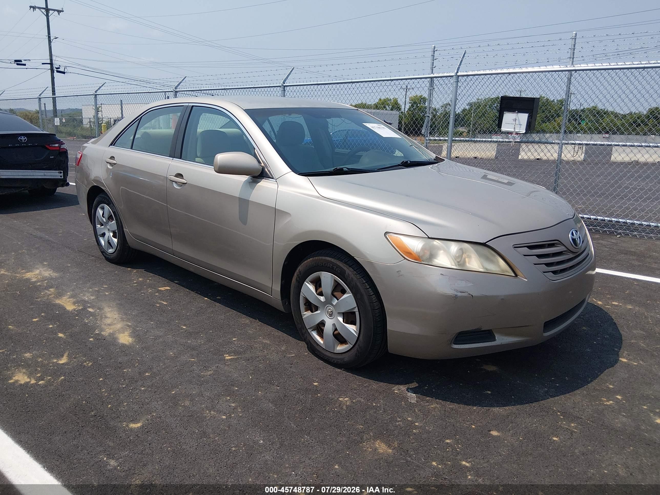 2008 Toyota Camry Le White vin: 4T1BE46K18U236523