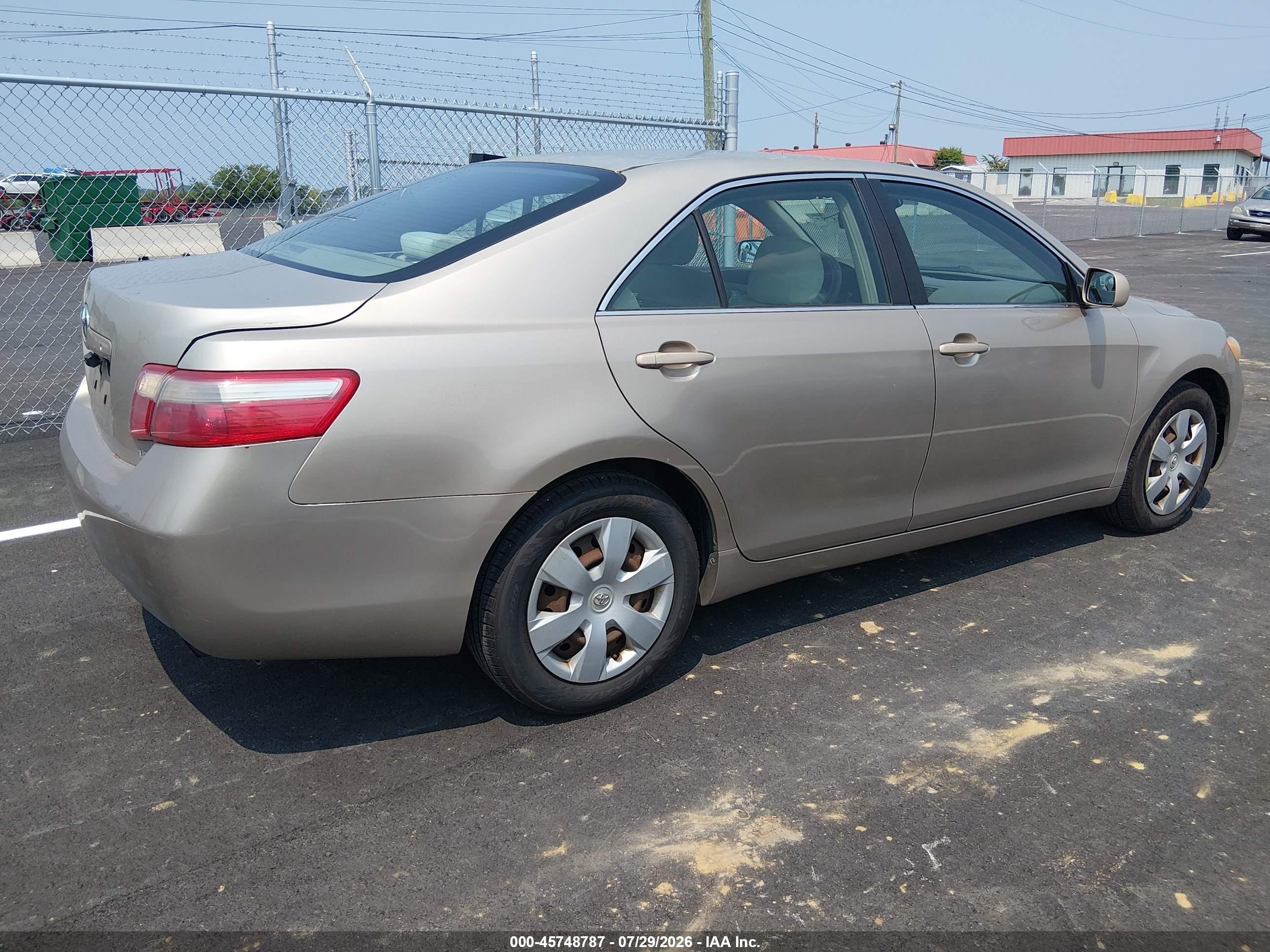 2008 Toyota Camry Le White vin: 4T1BE46K18U236523