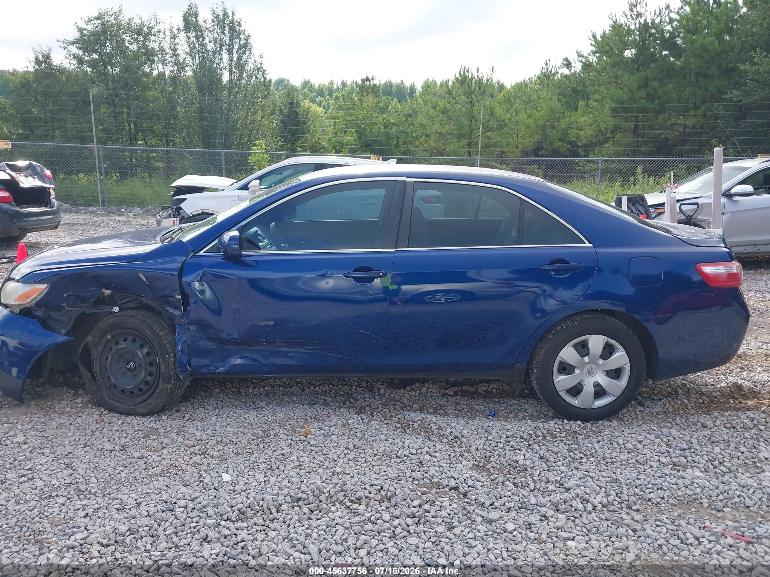 2008 Toyota Camry Le Blue vin: 4T1BE46K18U237722