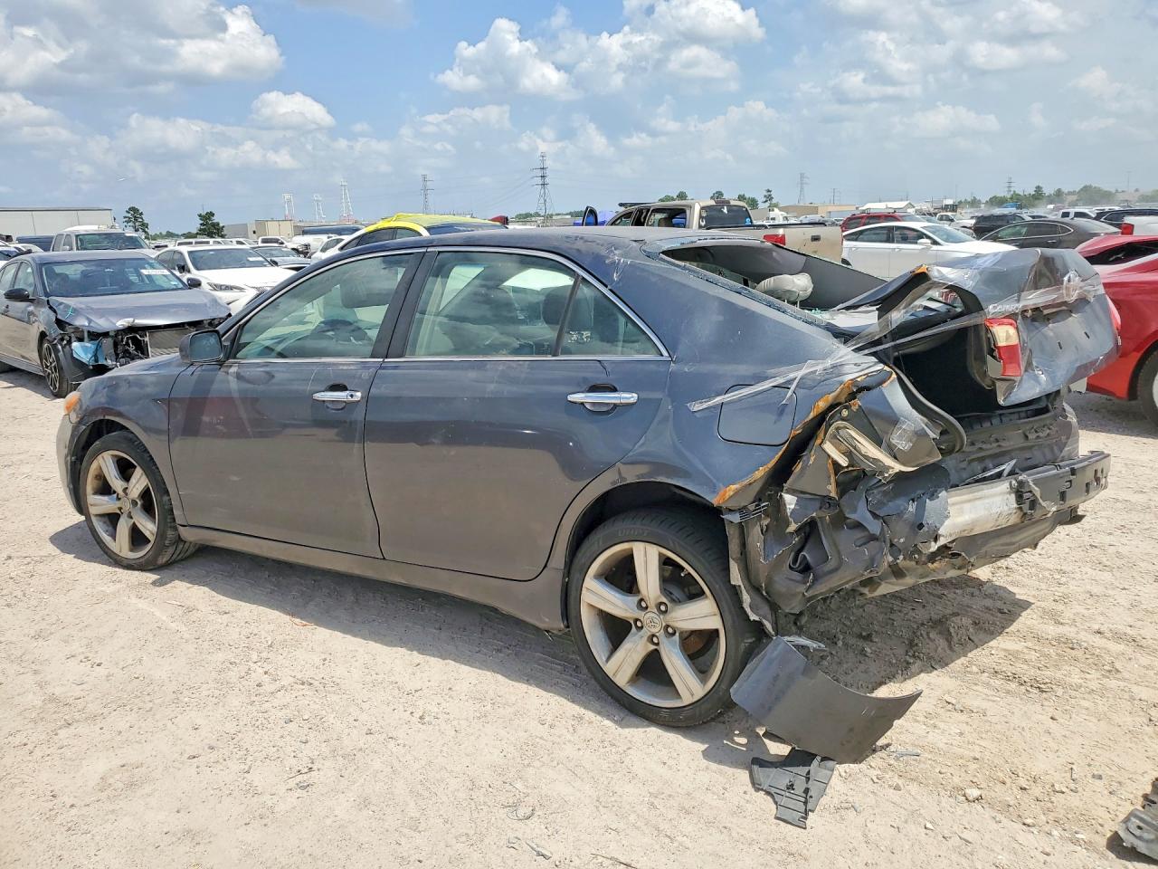 2008 Toyota Camry Le Gray vin: 4T1BE46K18U733197