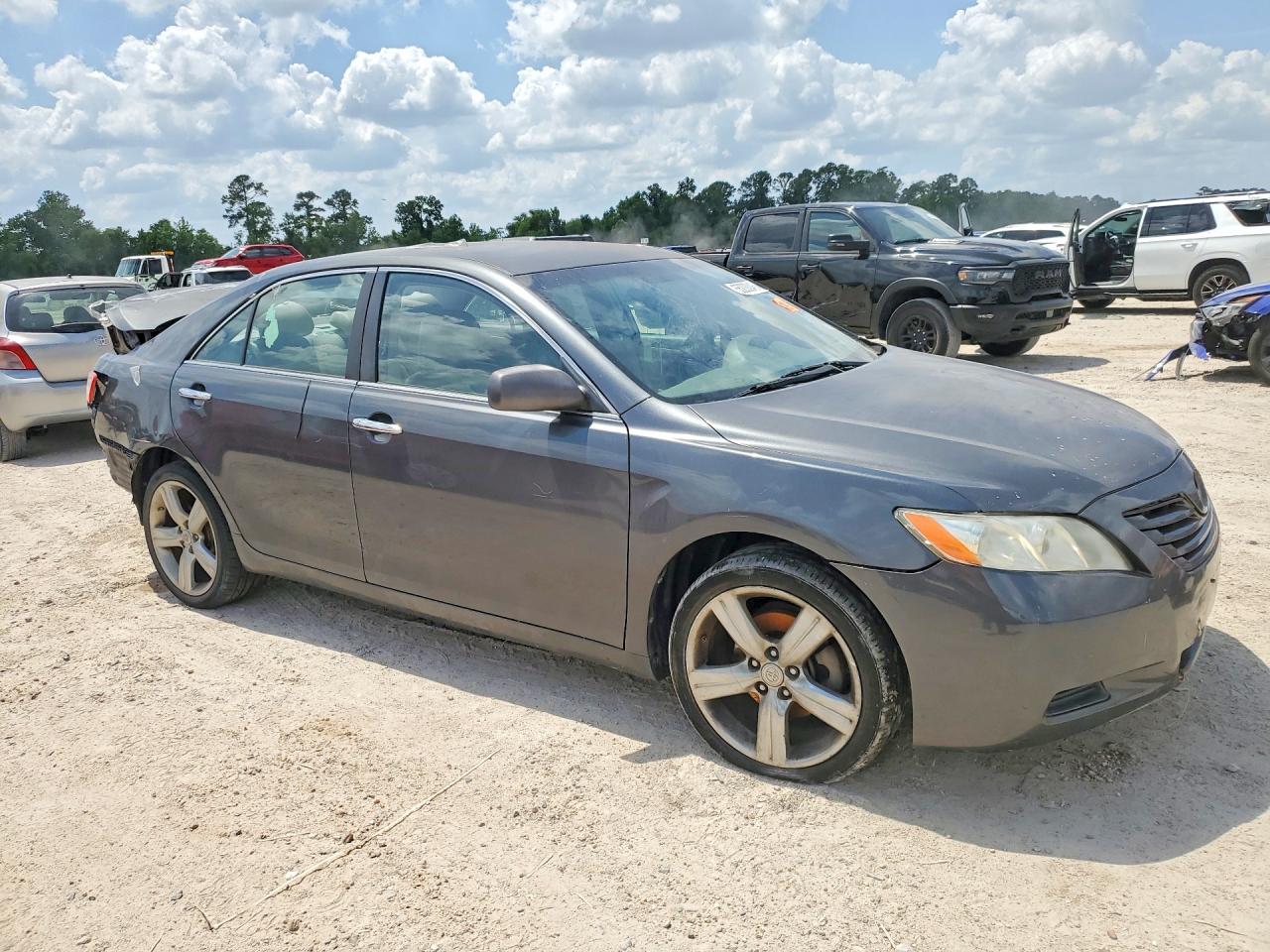 2008 Toyota Camry Le Gray vin: 4T1BE46K18U733197